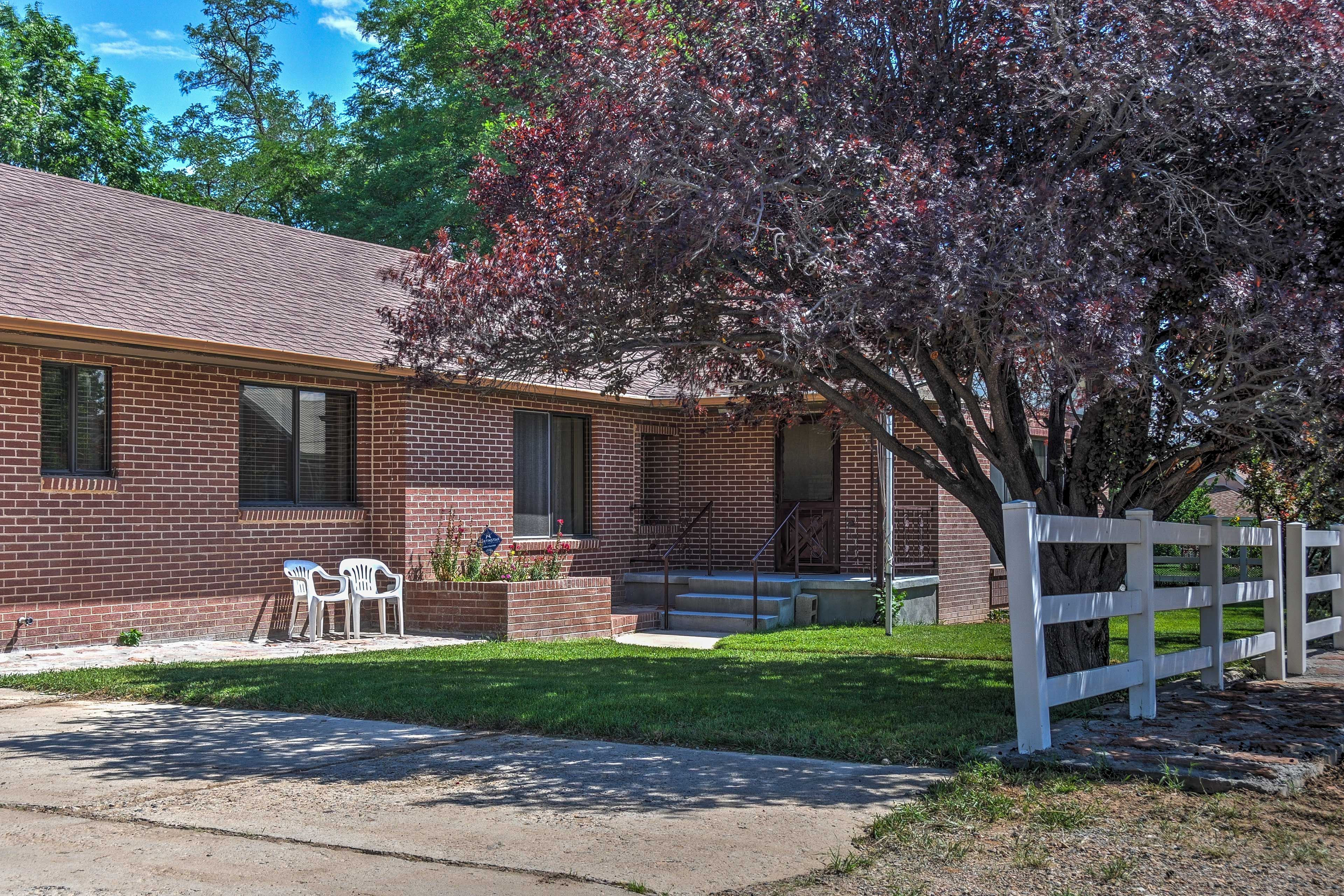Escalante Vacation Rental | 3BR | 2BA | 2,300 Sq Ft | Stairs Required