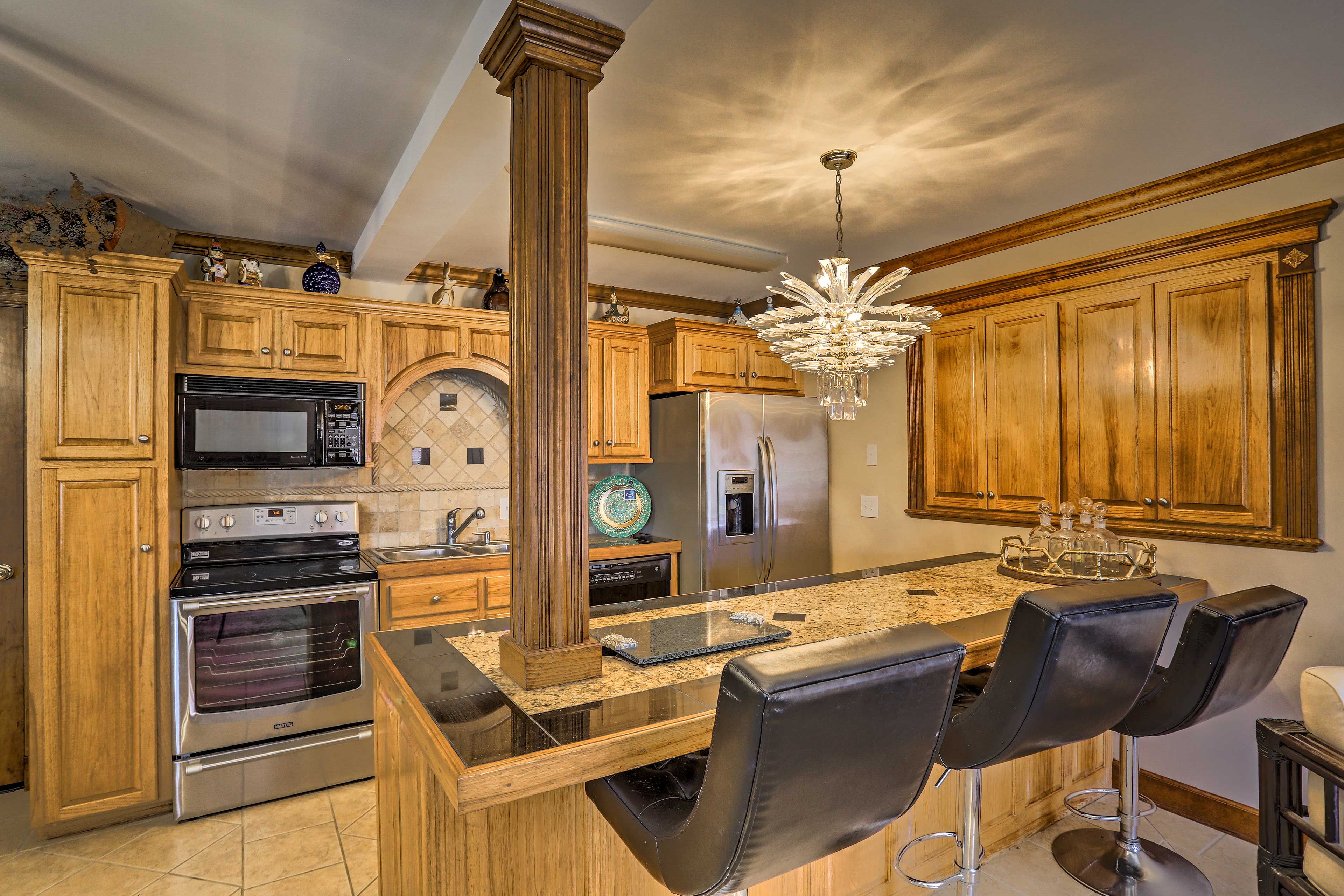Kitchen | Lower Level