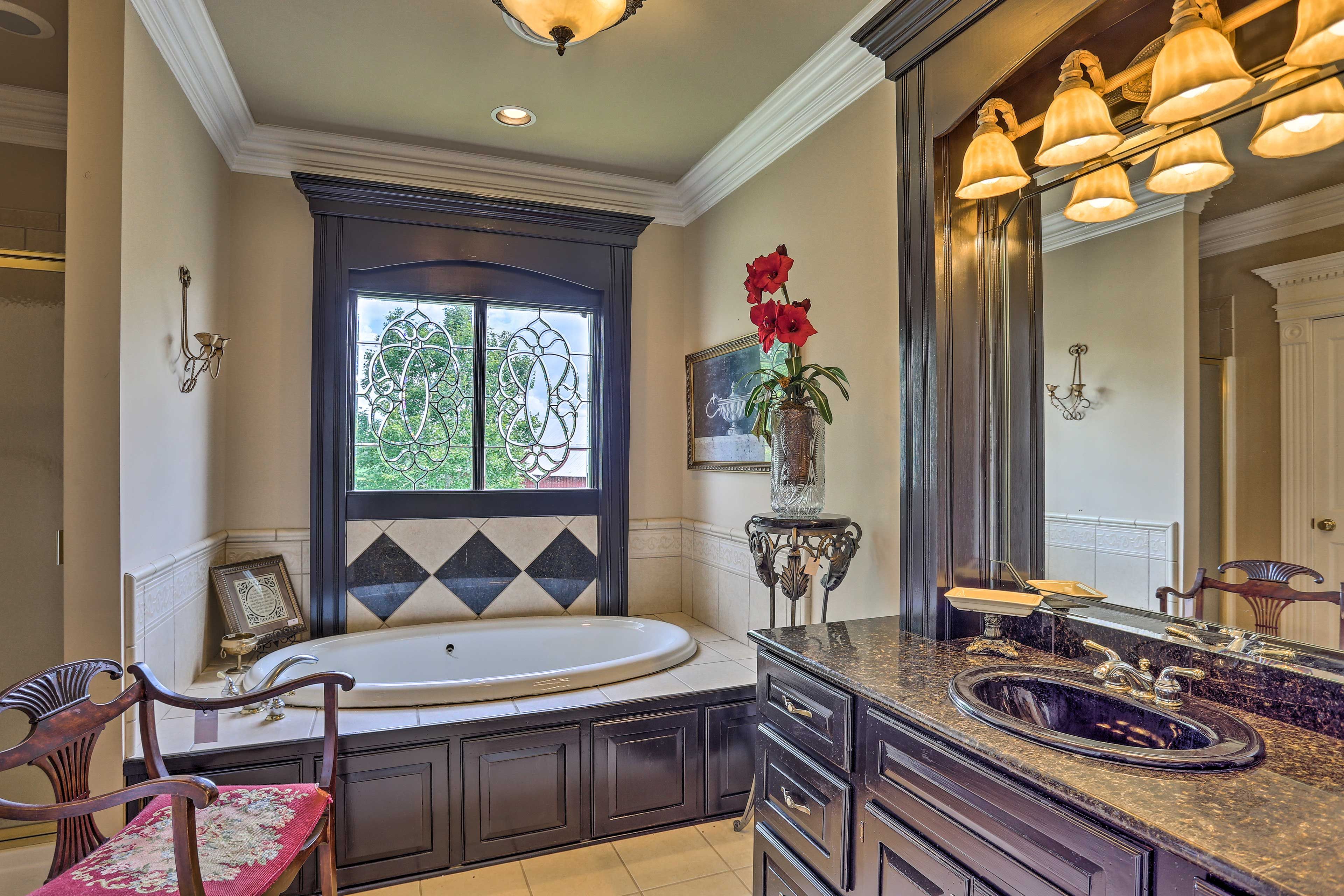 En-Suite Bathroom