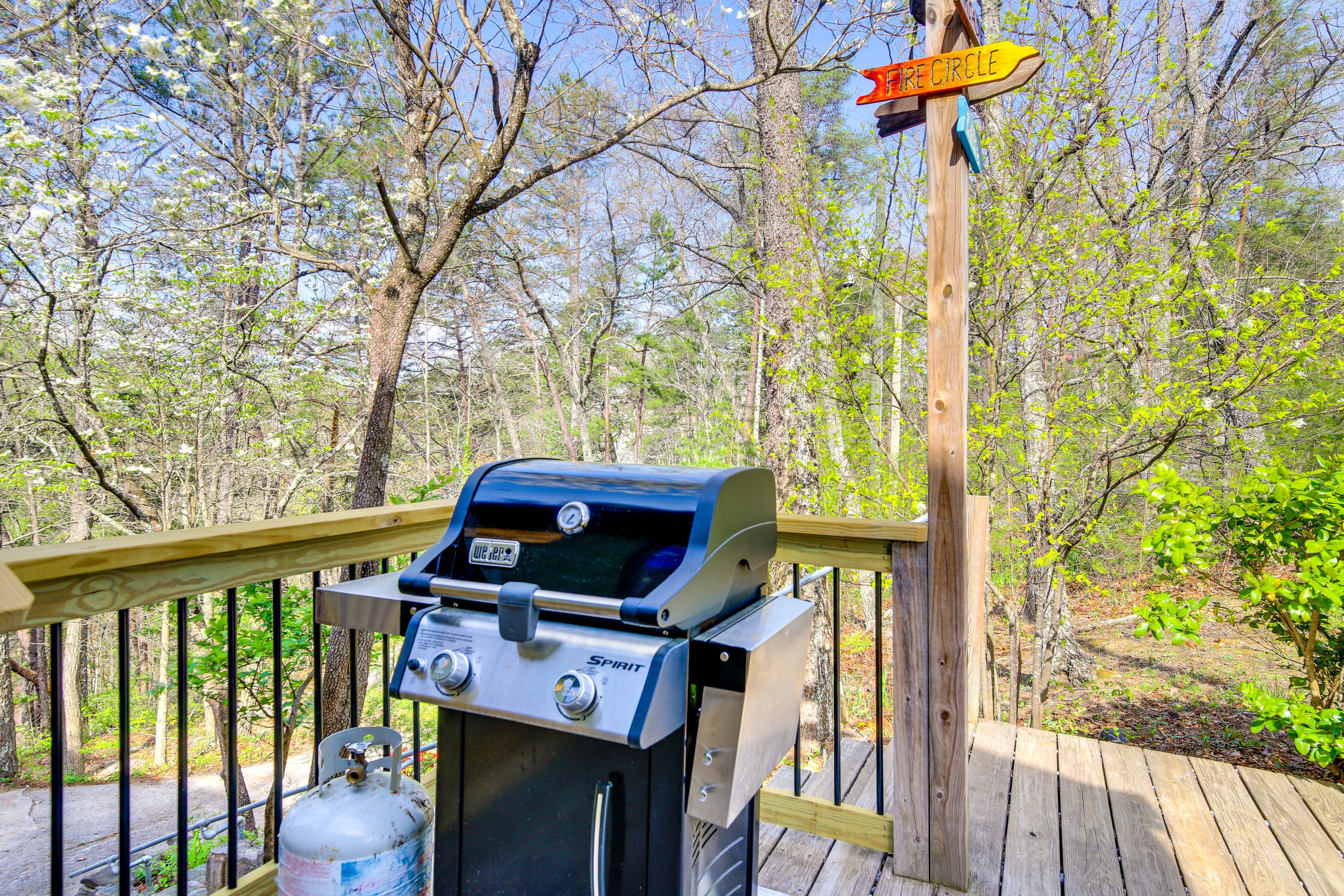 Deck | Grill