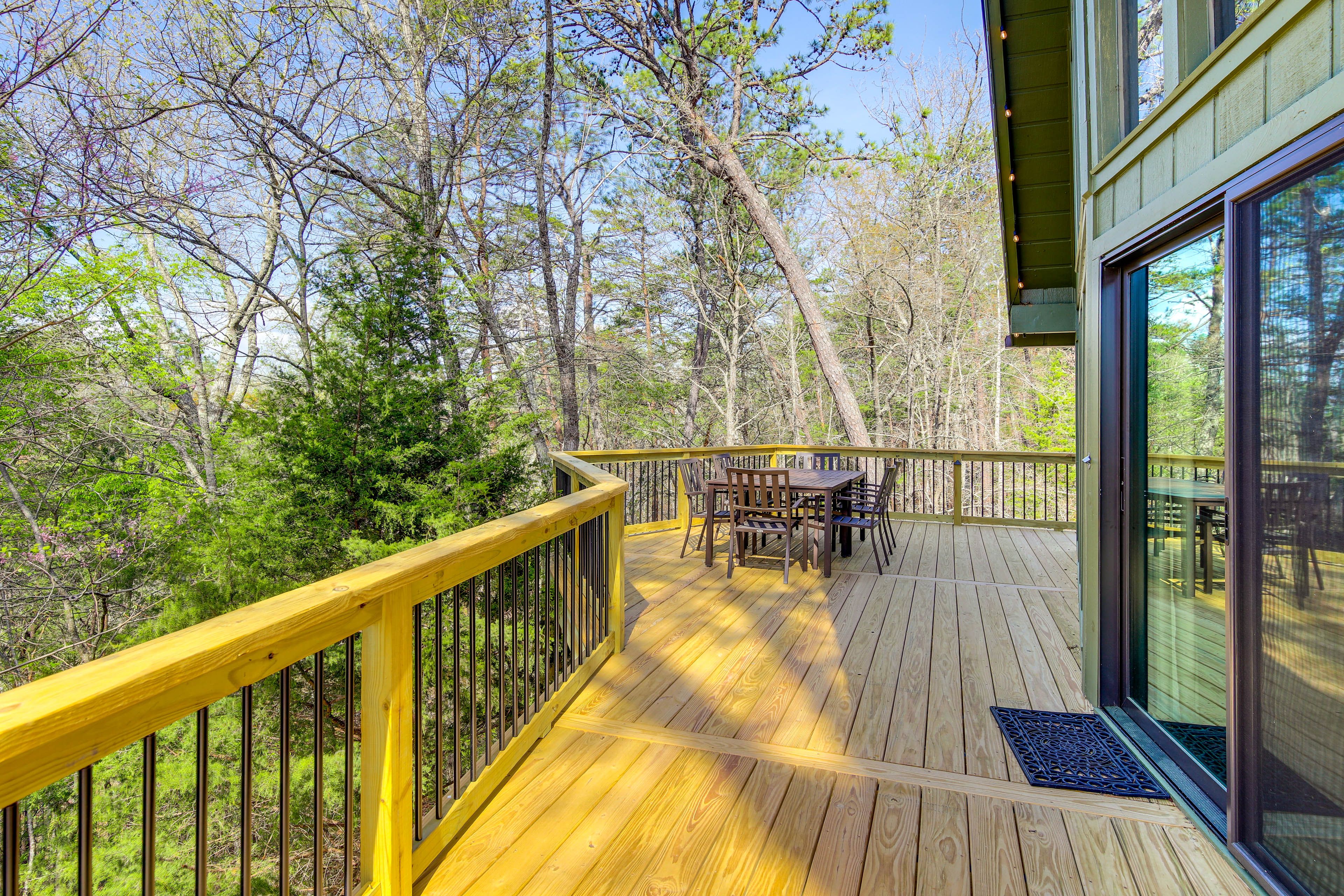 Furnished Deck