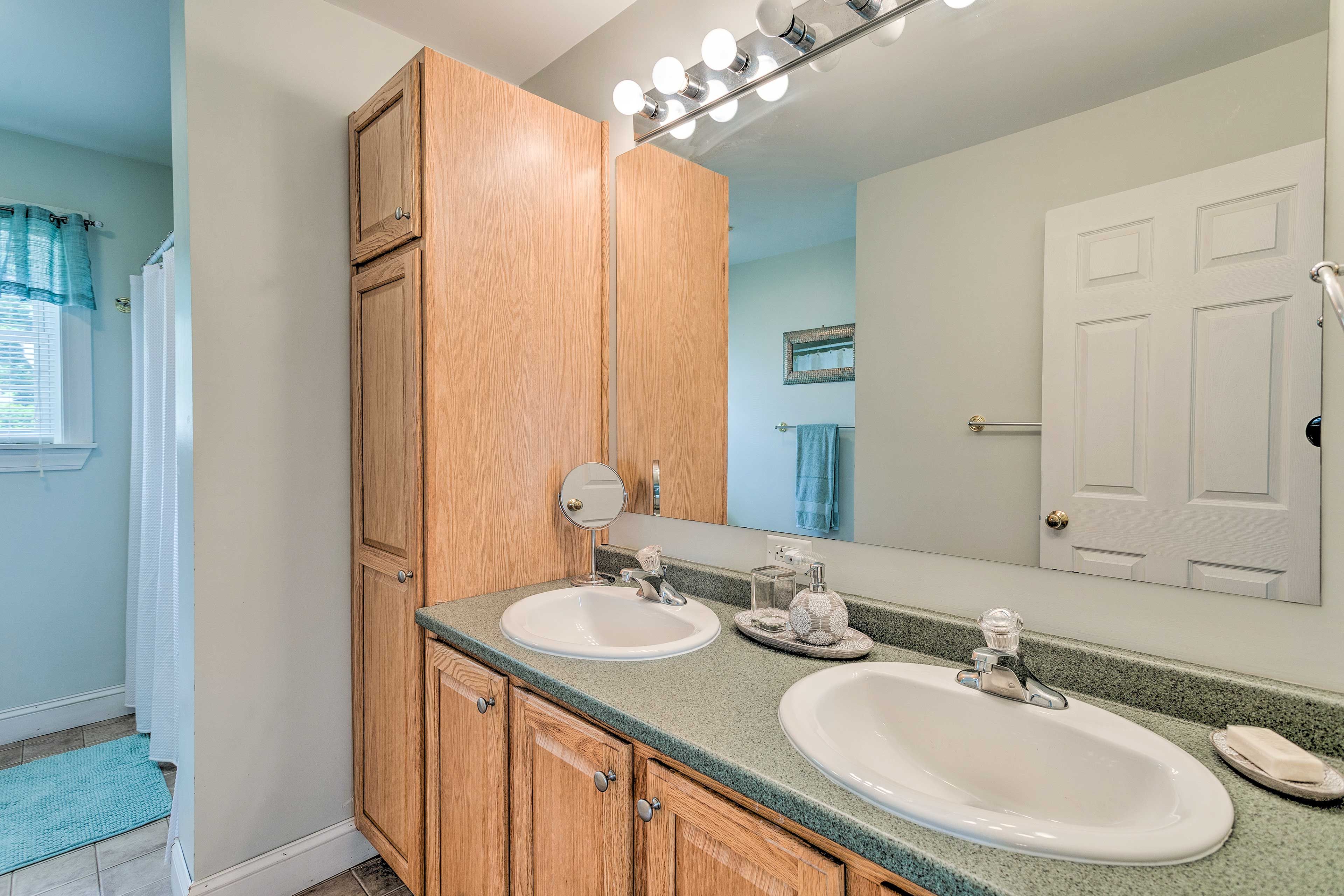 En-Suite Bathroom
