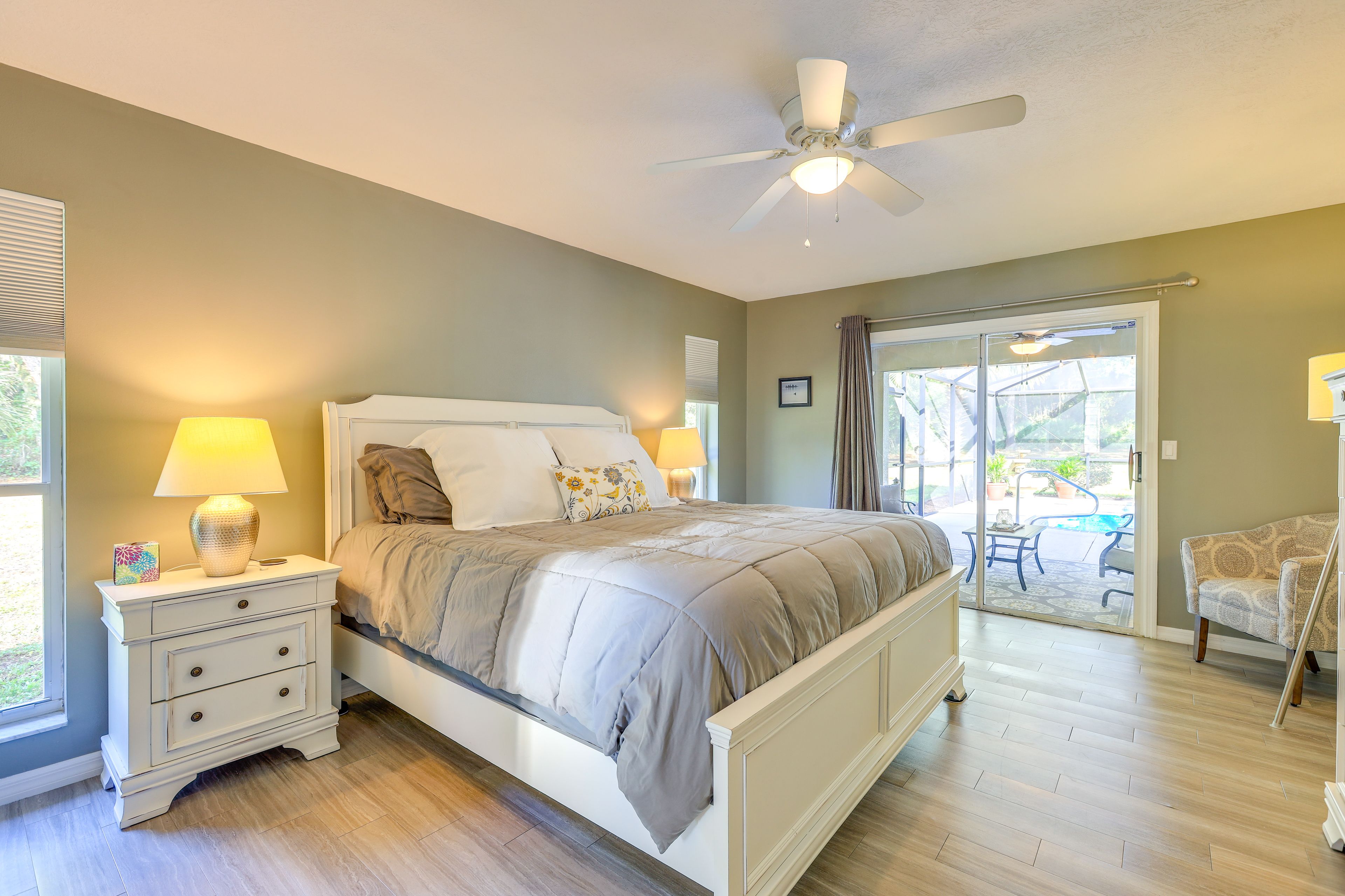 Bedroom 1 | King Bed | Linens Provided