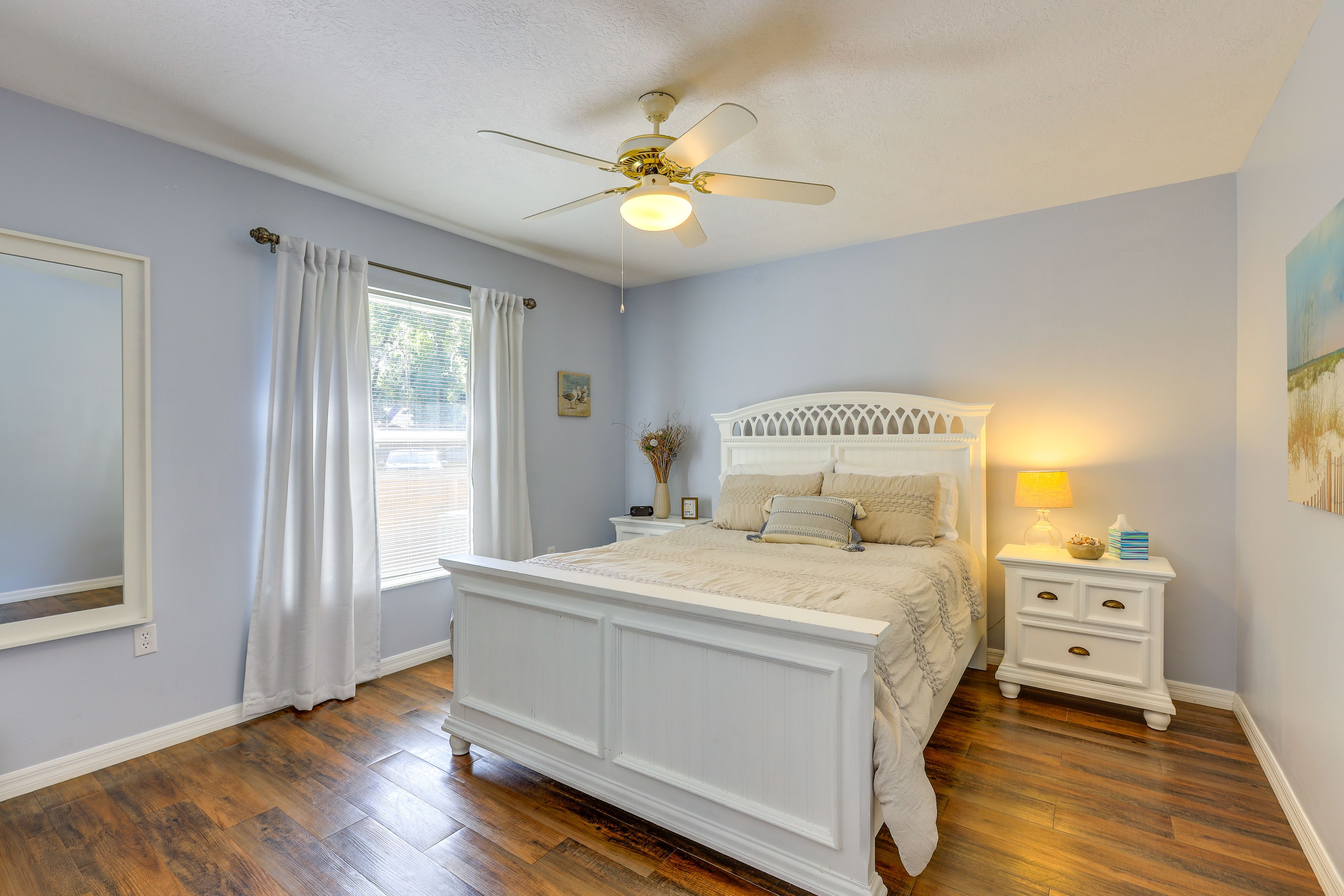 Bedroom 2 | Queen Bed
