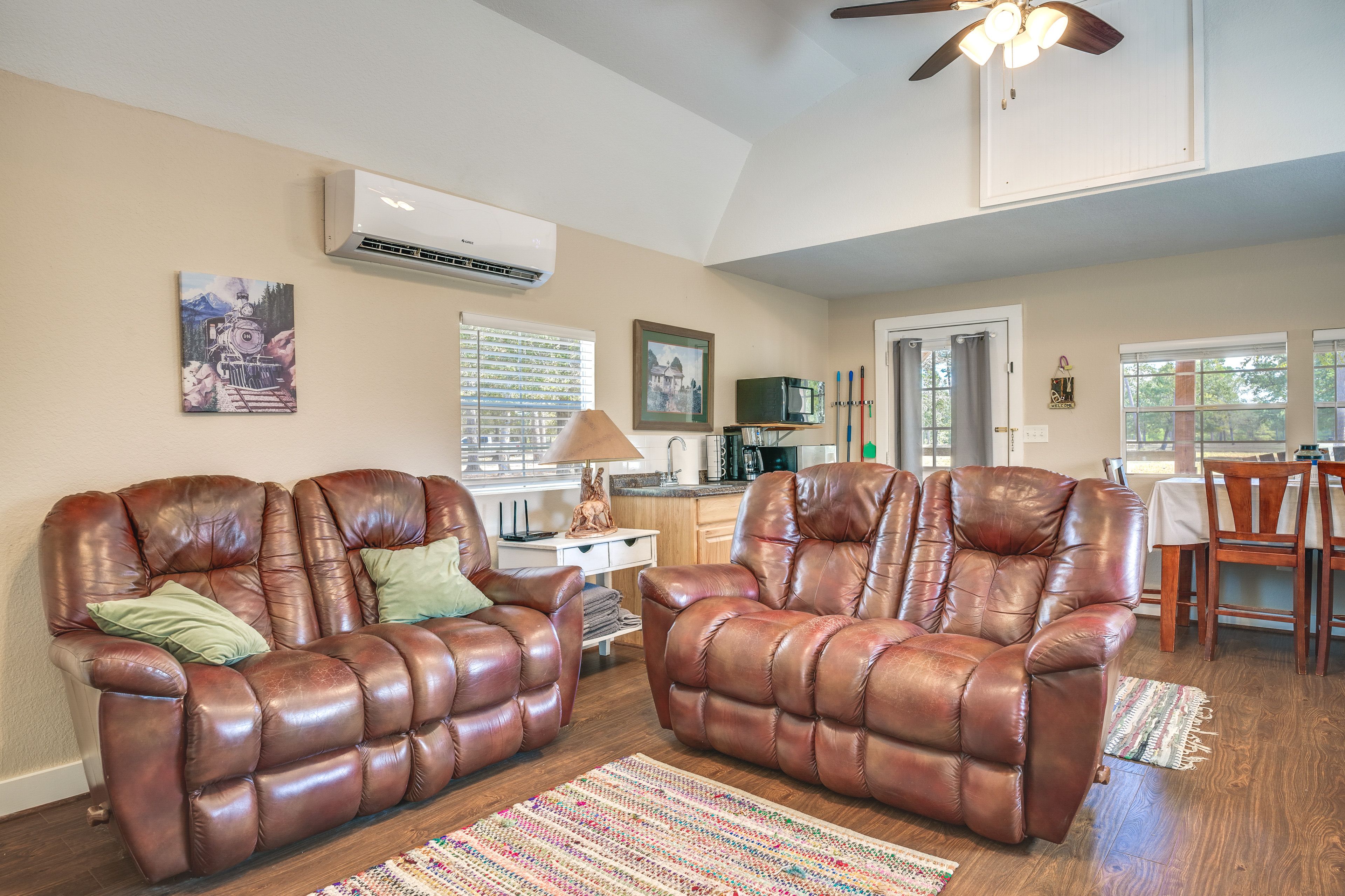 Living Room | Main Floor | Twin Bunk Bed | Twin Daybed w/ Twin Trundle