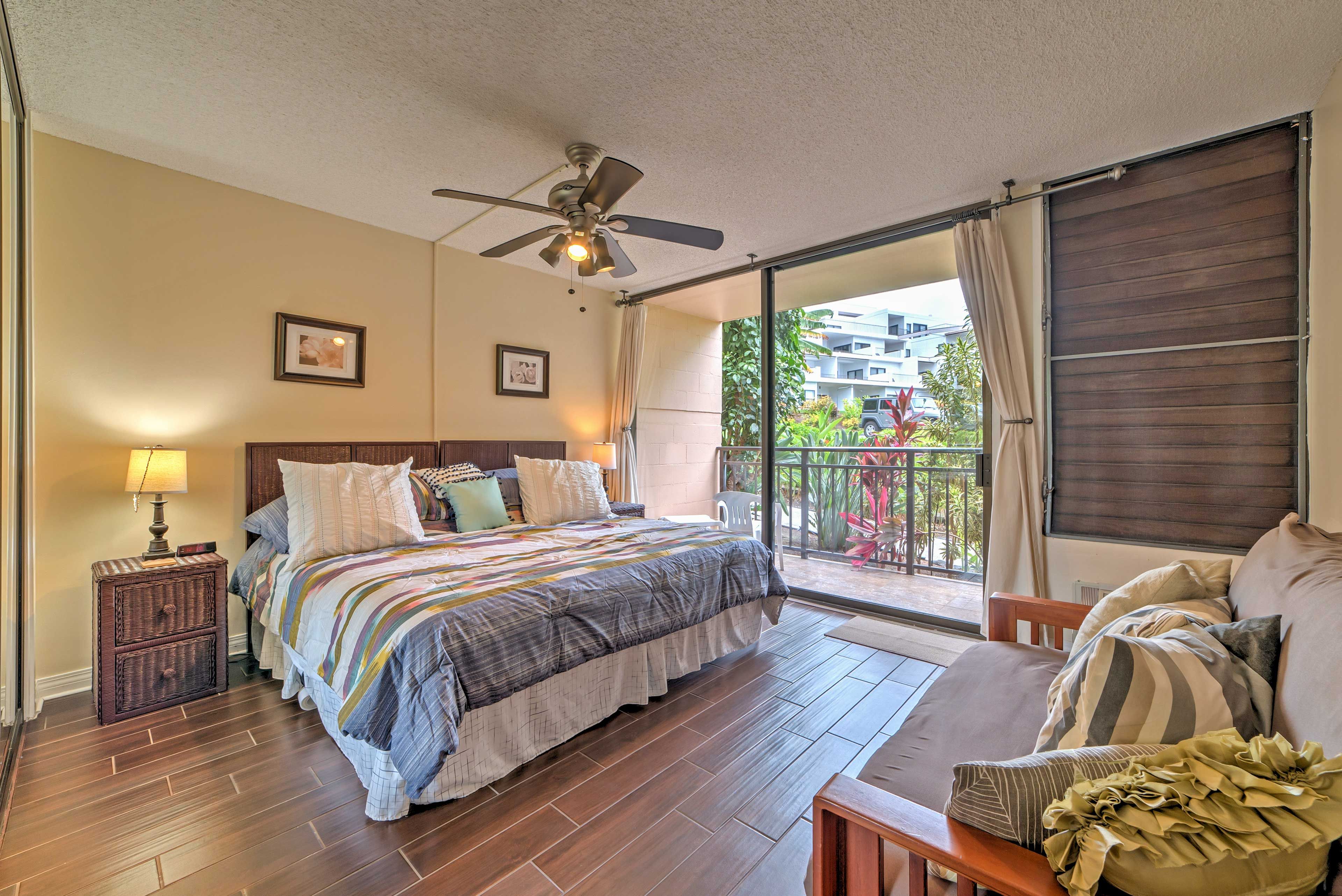 Bedroom 1 | King Bed | Lanai Access