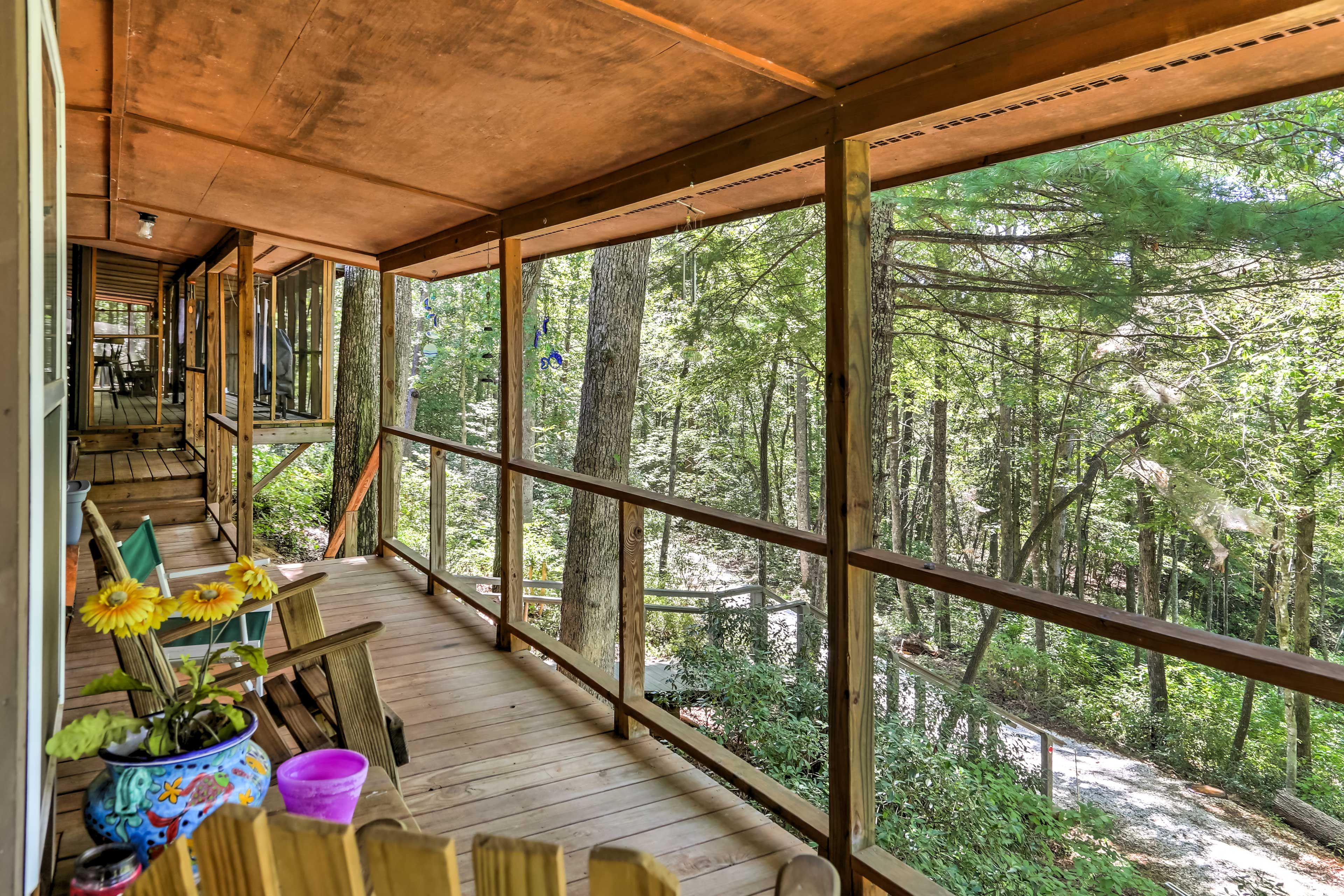 Mountain Rest Vacation Rental | 1BR | 1BA | 750 Sq Ft | Stairs Required