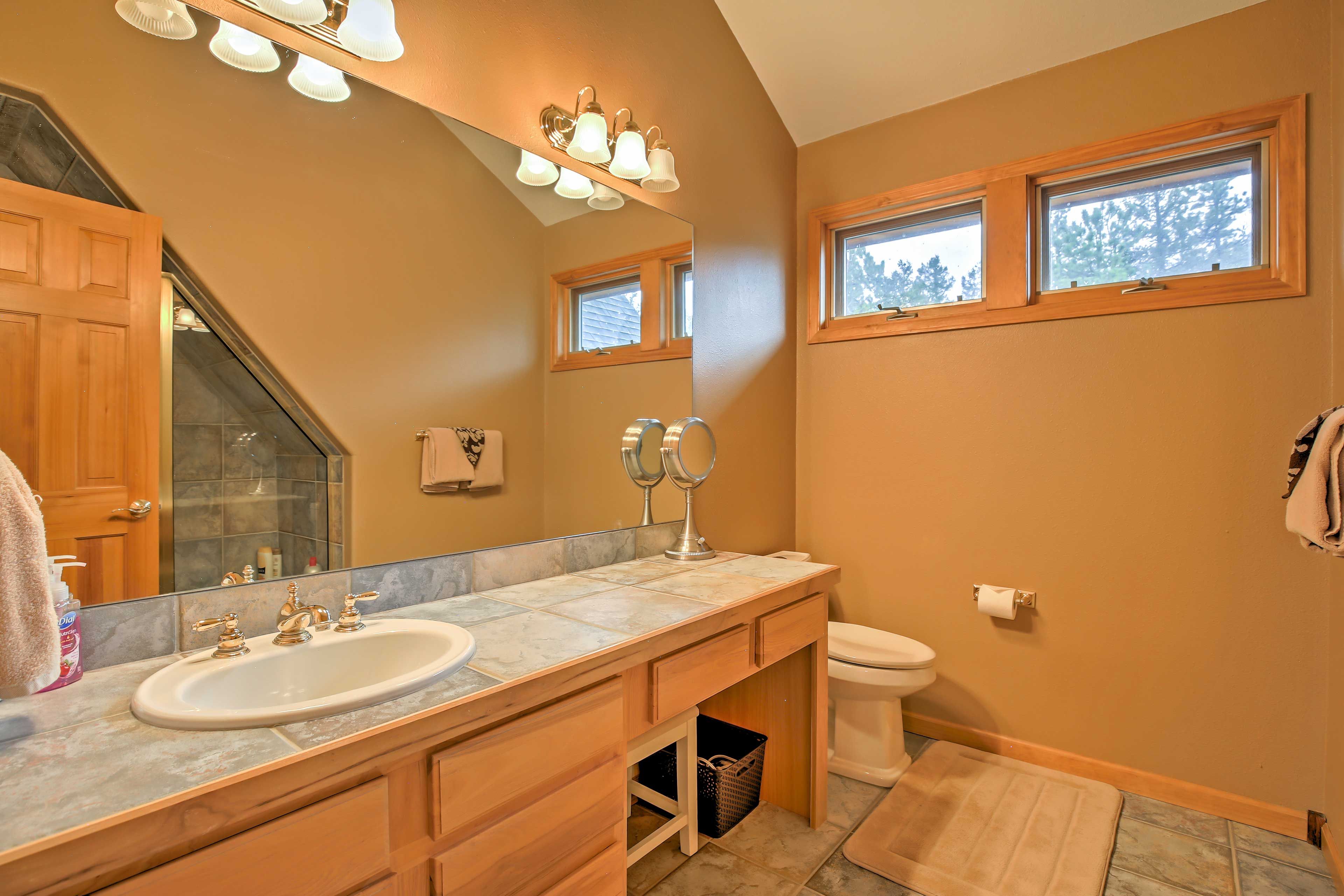 Full Bathroom