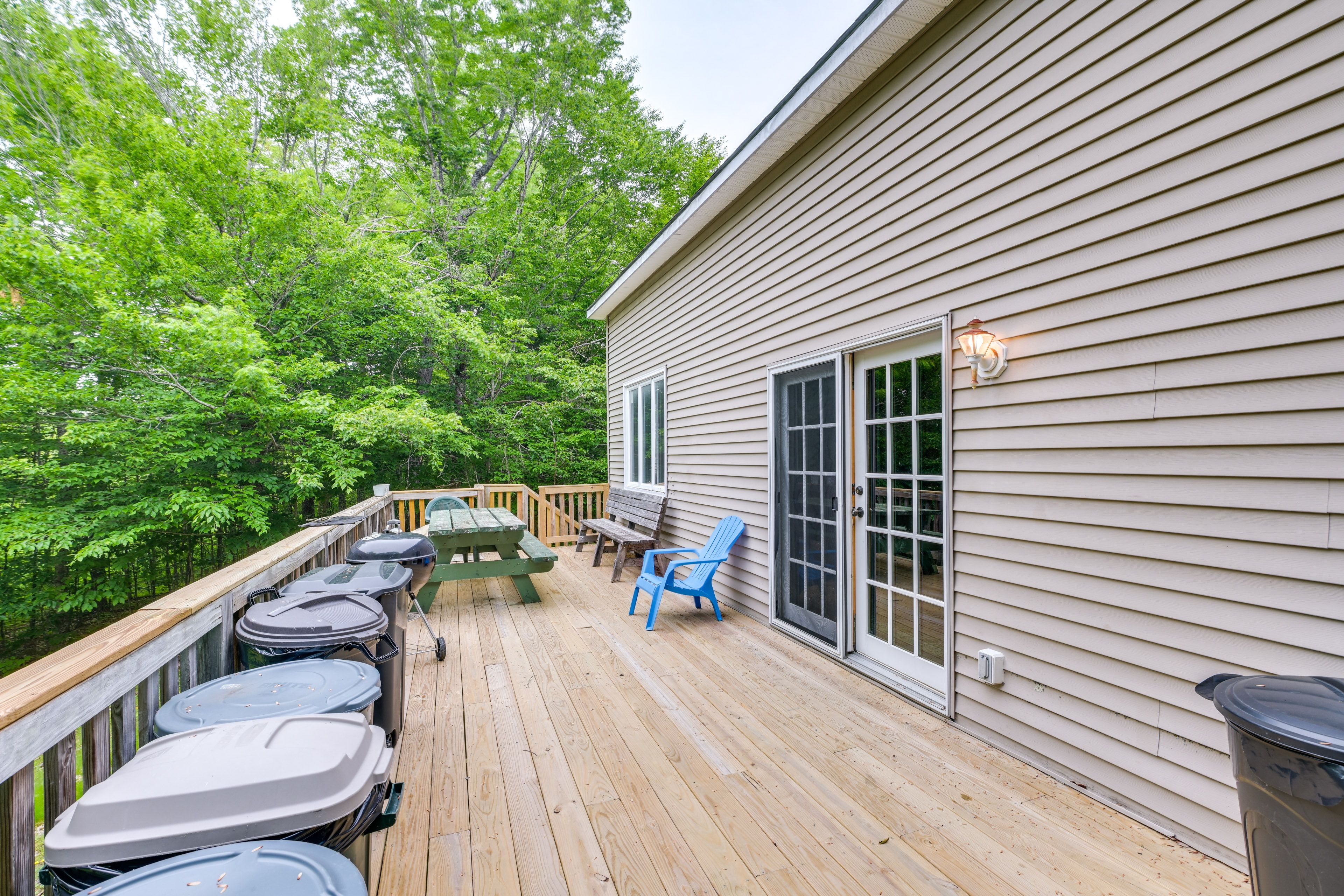 Private Deck | Charcoal Grill