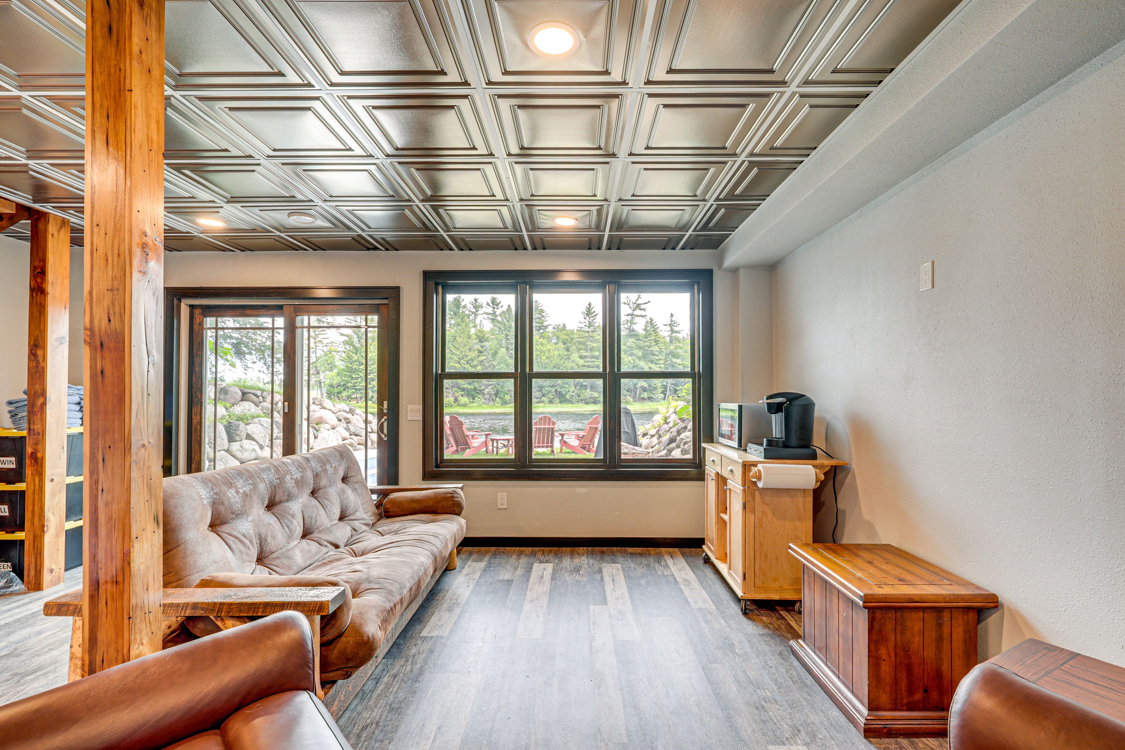 Family Room | Lower Level | Kitchenette