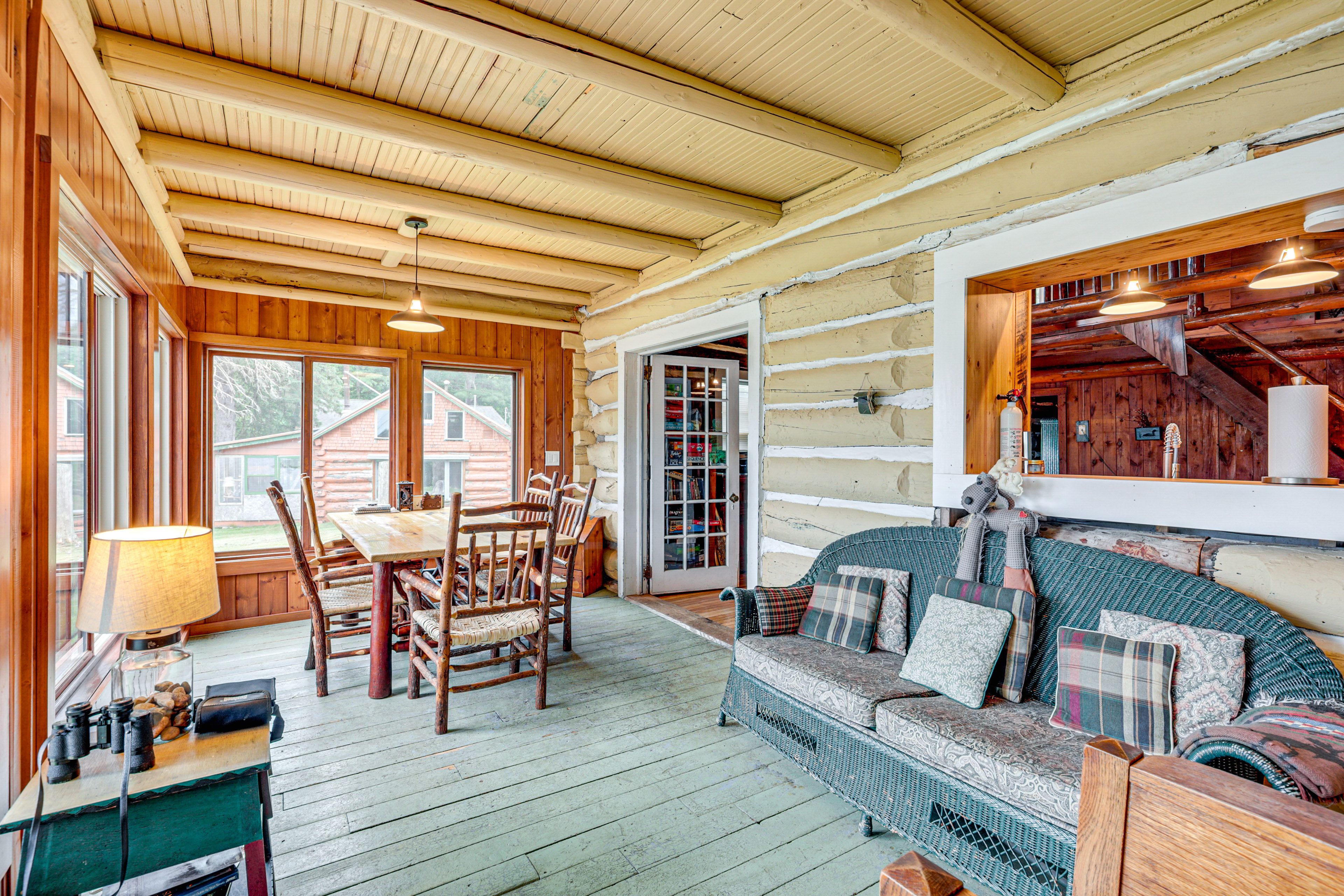 Sunroom | Lake Views | Dining Area