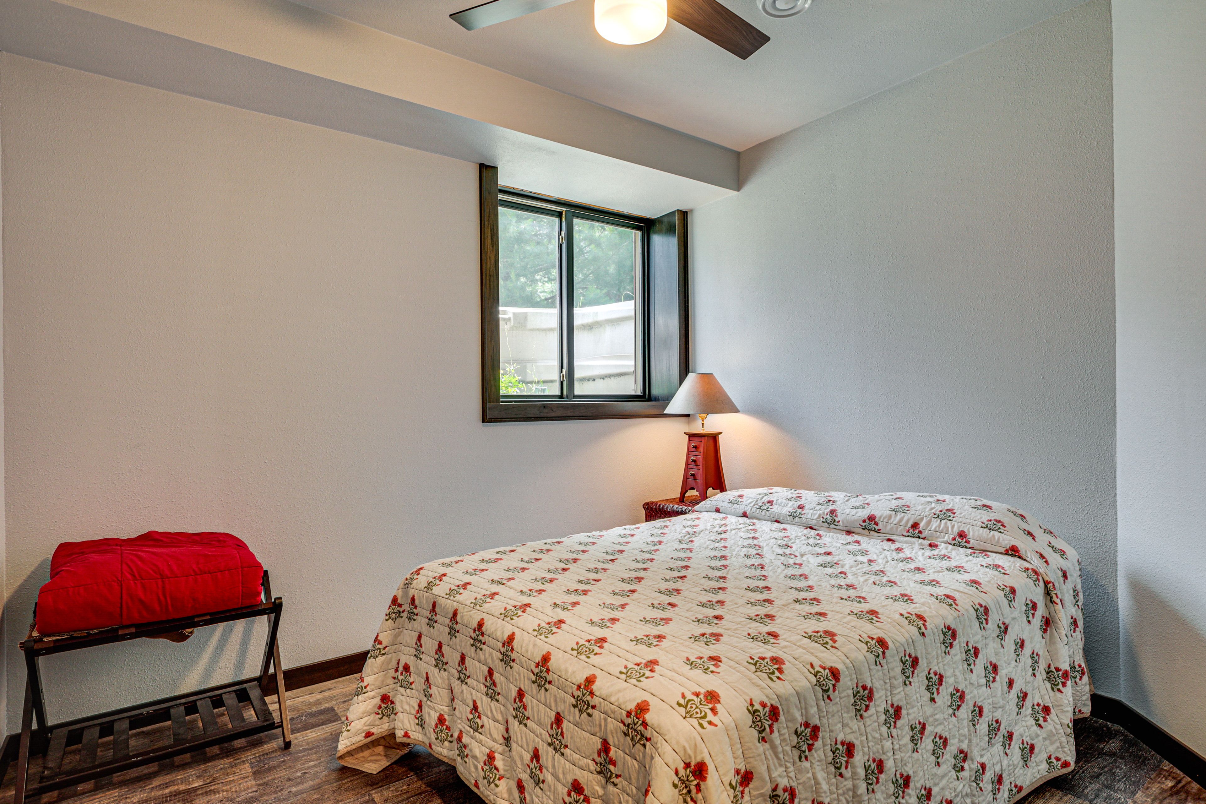 Bedroom 2 | Queen Bed | Lower Level
