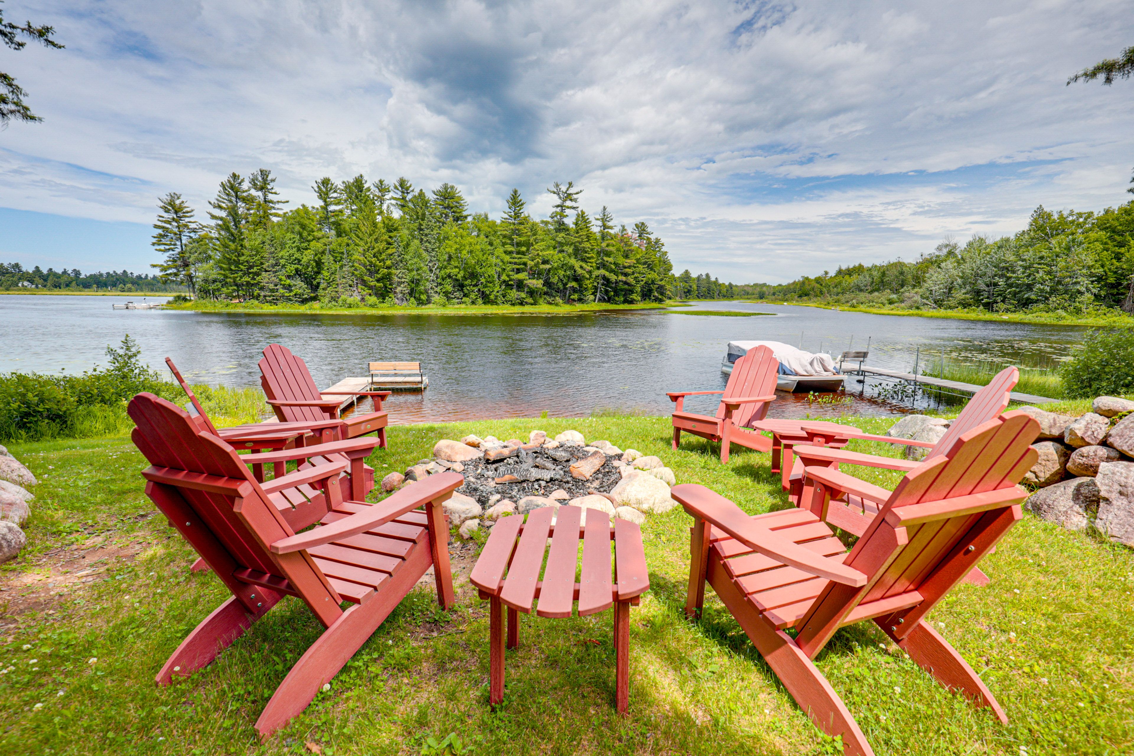 Mercer Vacation Rental | 3BR | 2BA | 1,200 Sq Ft | 5 Steps to Enter