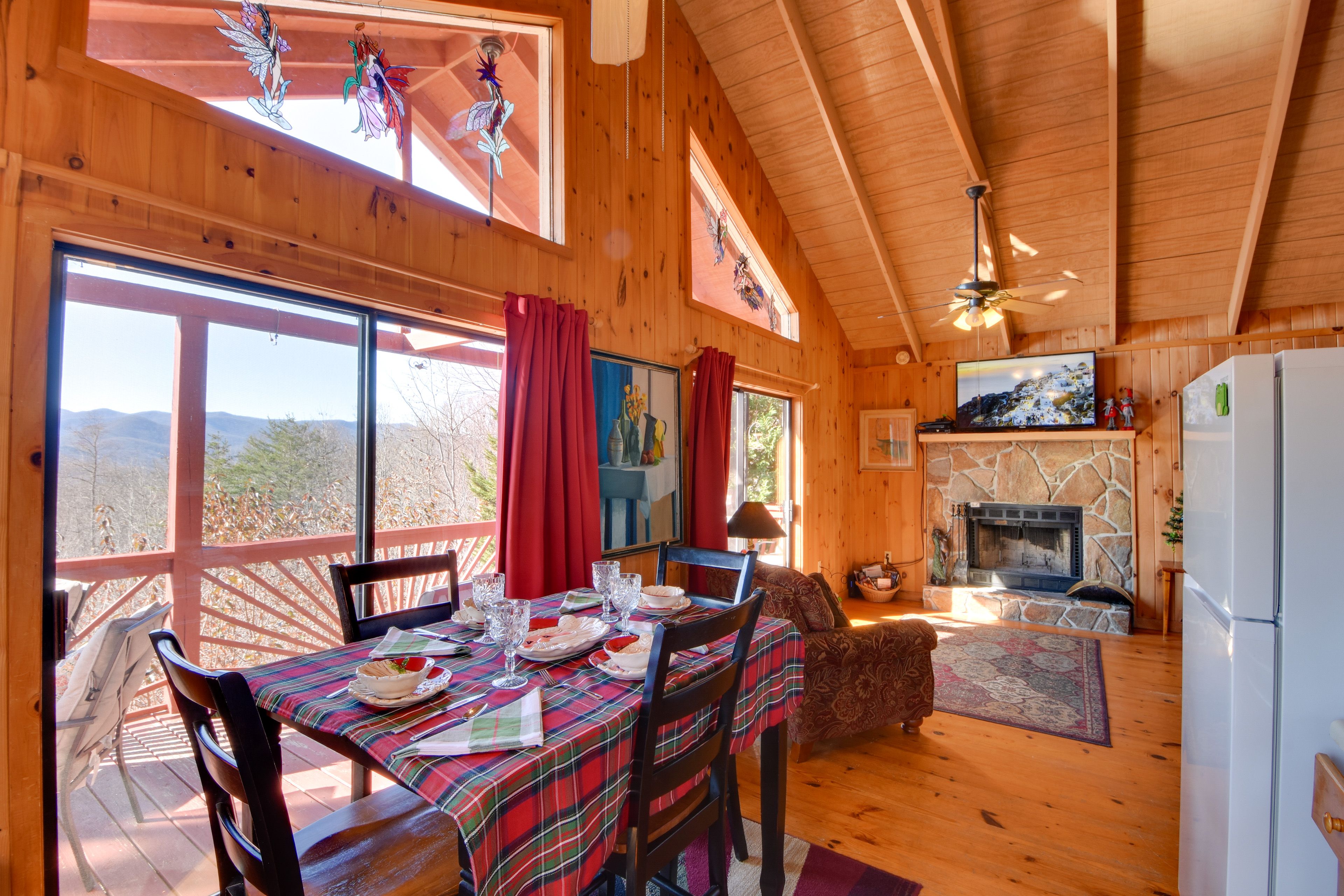 Cabin Interior | Free WiFi | Dog Friendly w/ Fee