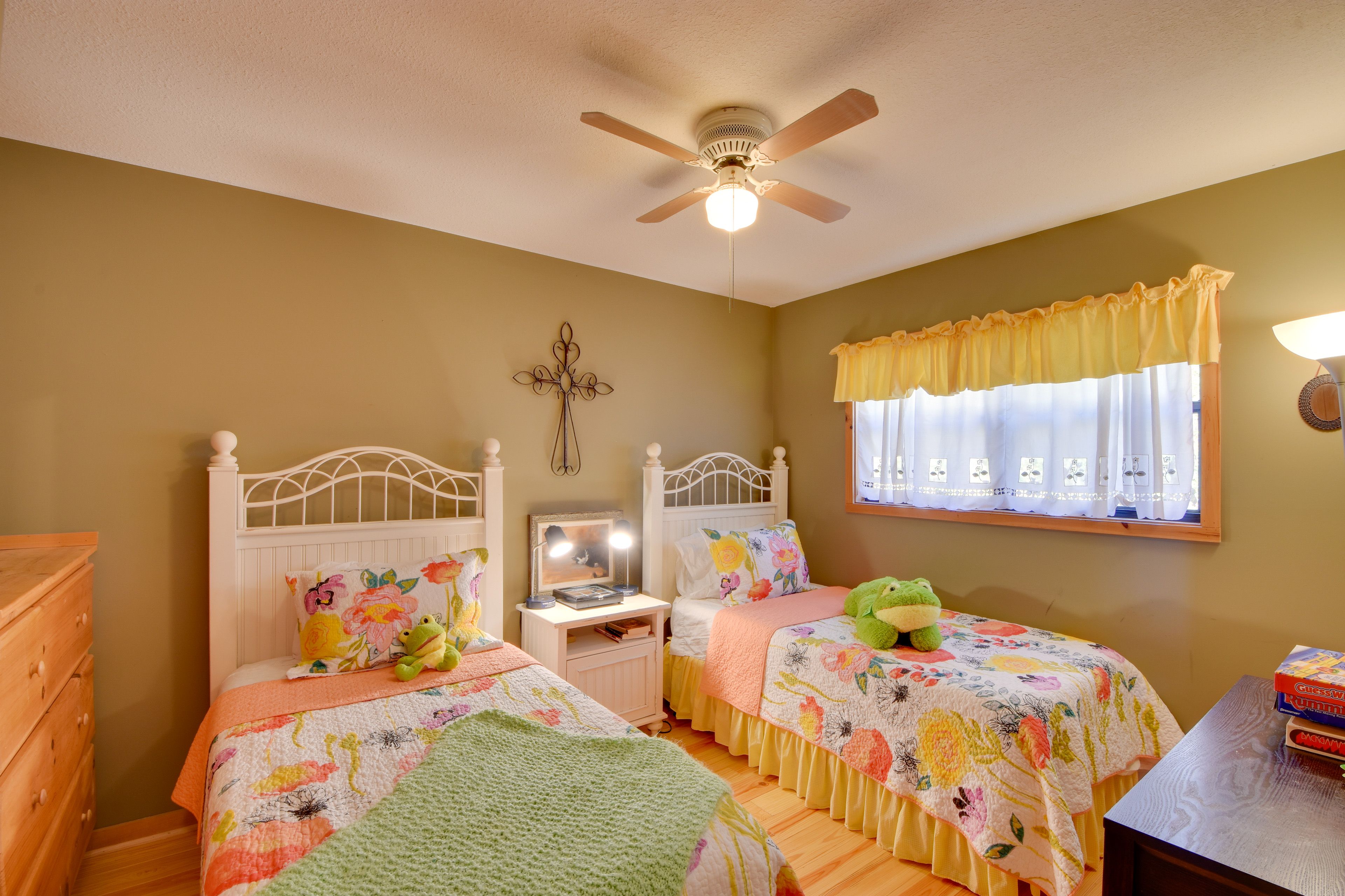 Bedroom 2 | 2 Twin Beds | Linens Provided | Board Games Provided