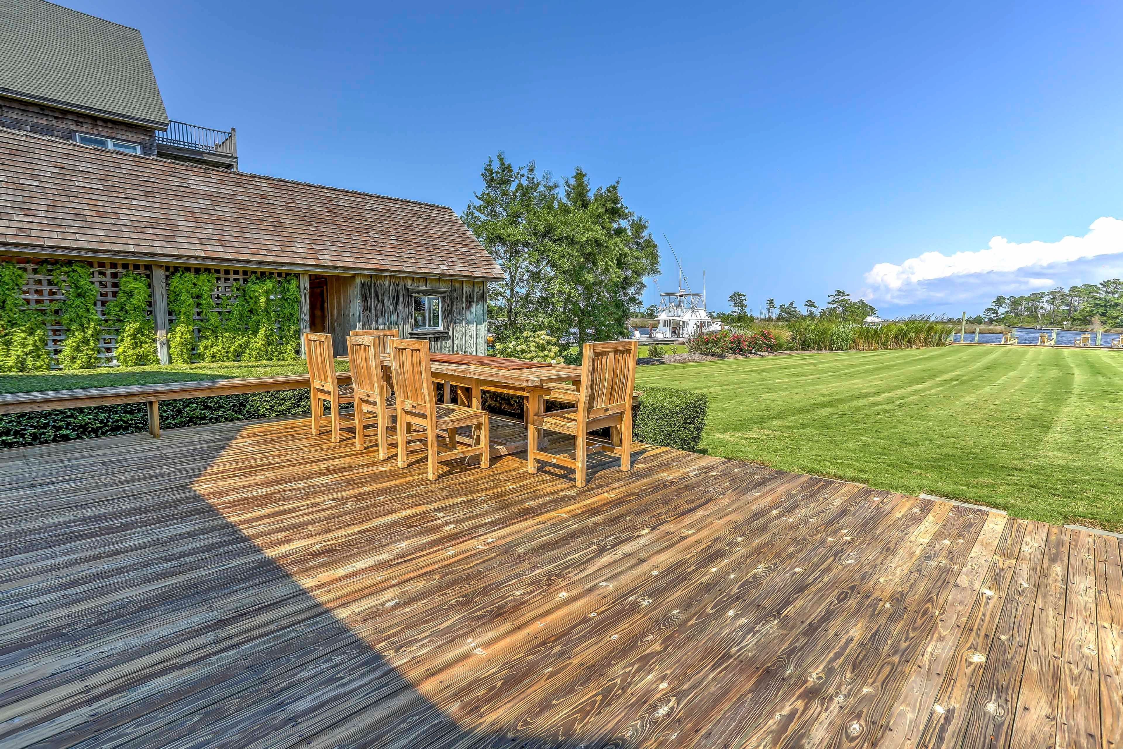 Steps from the water, this abode is the perfect home base for your adventures!
