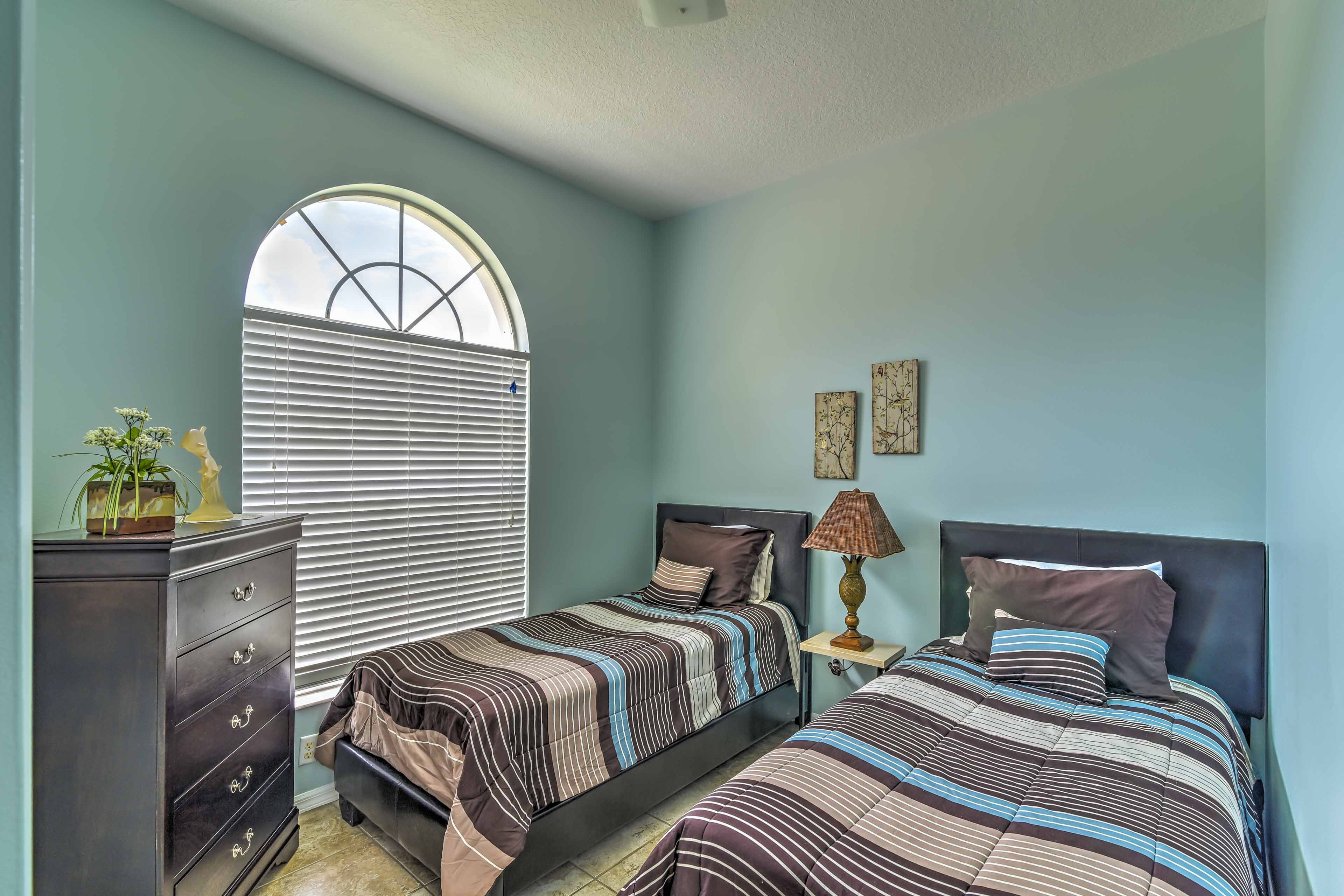 Bedroom 3 | 2 Twin Beds