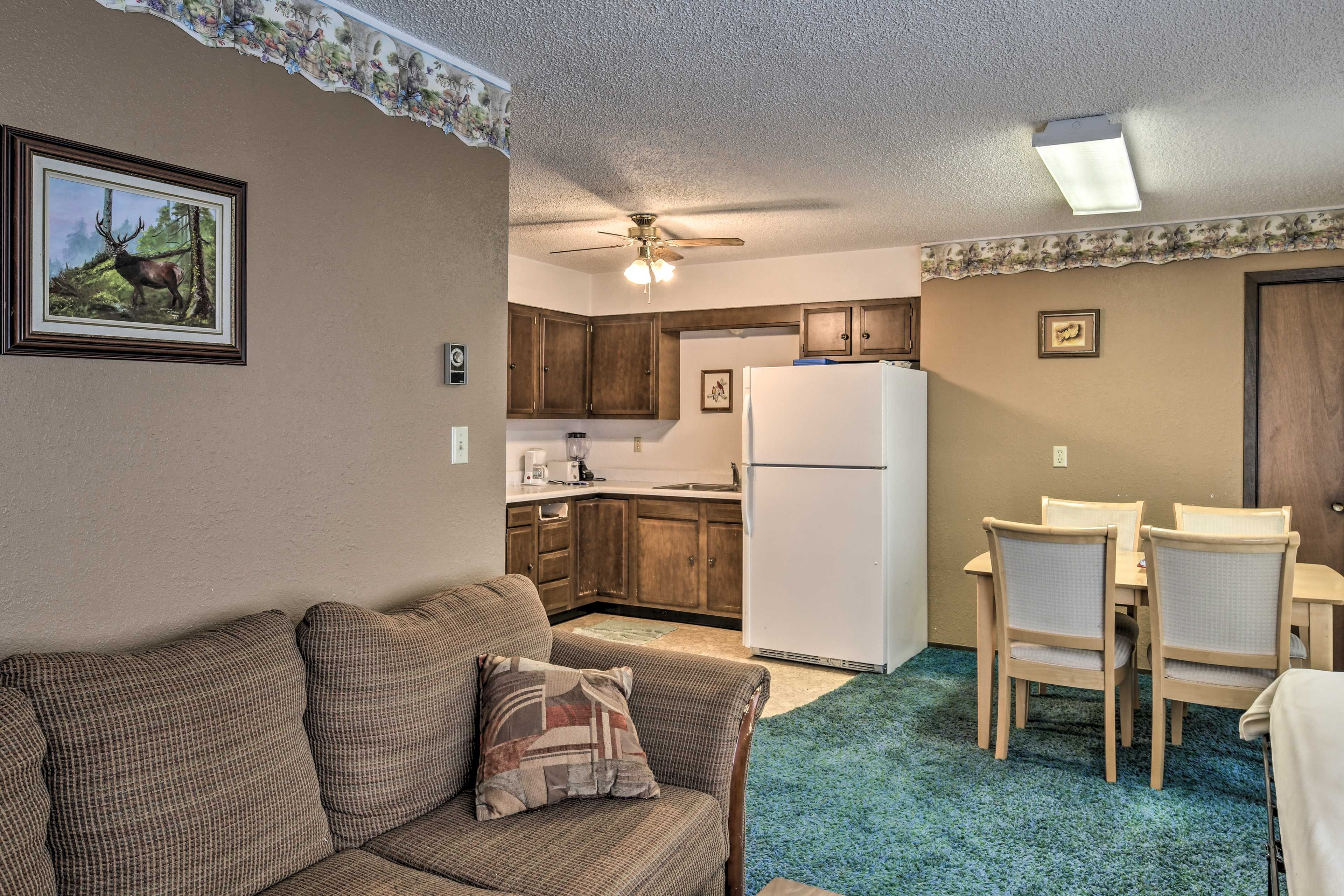 The open layout makes it easy to share quality time.