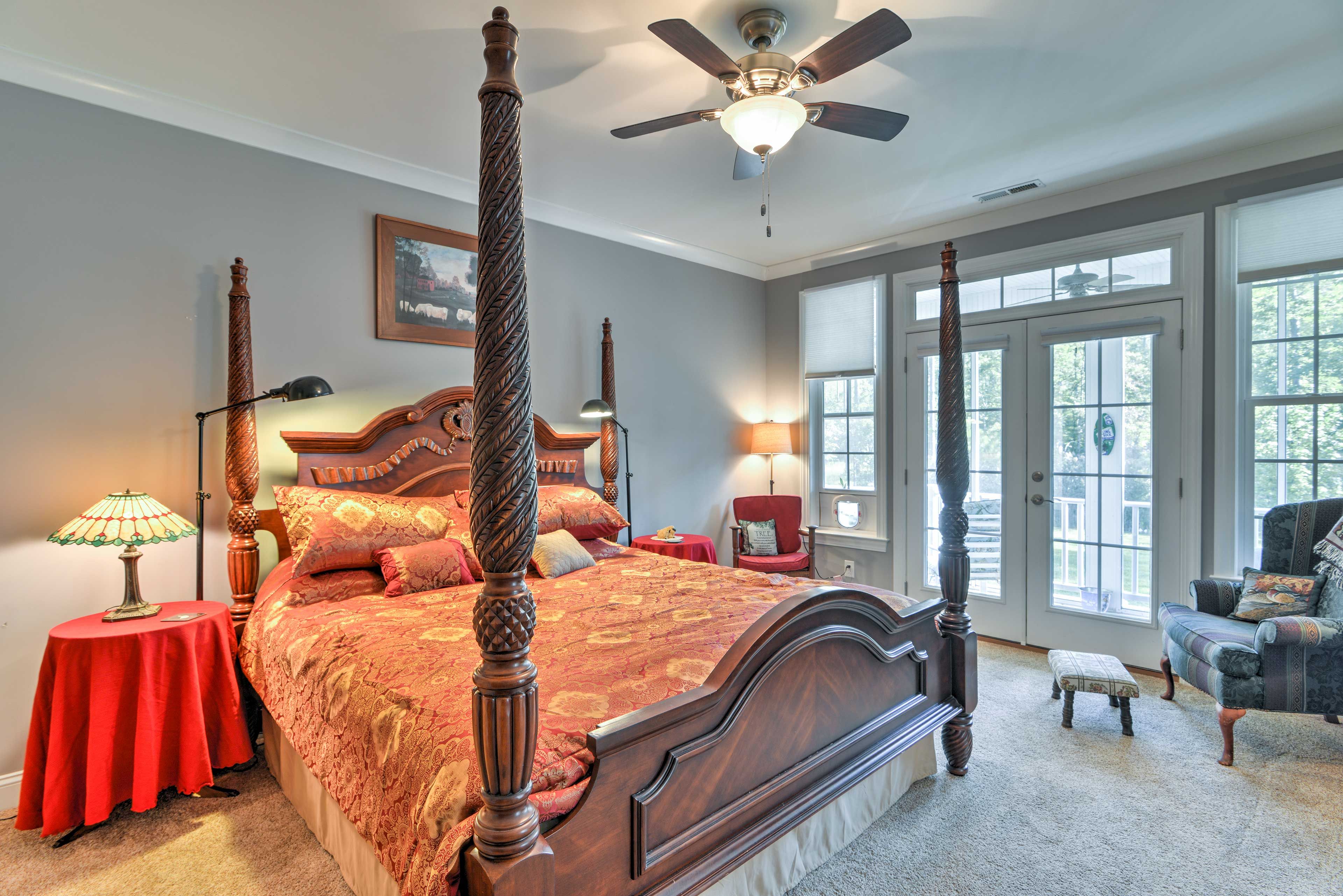 Bedroom 1 | King Bed