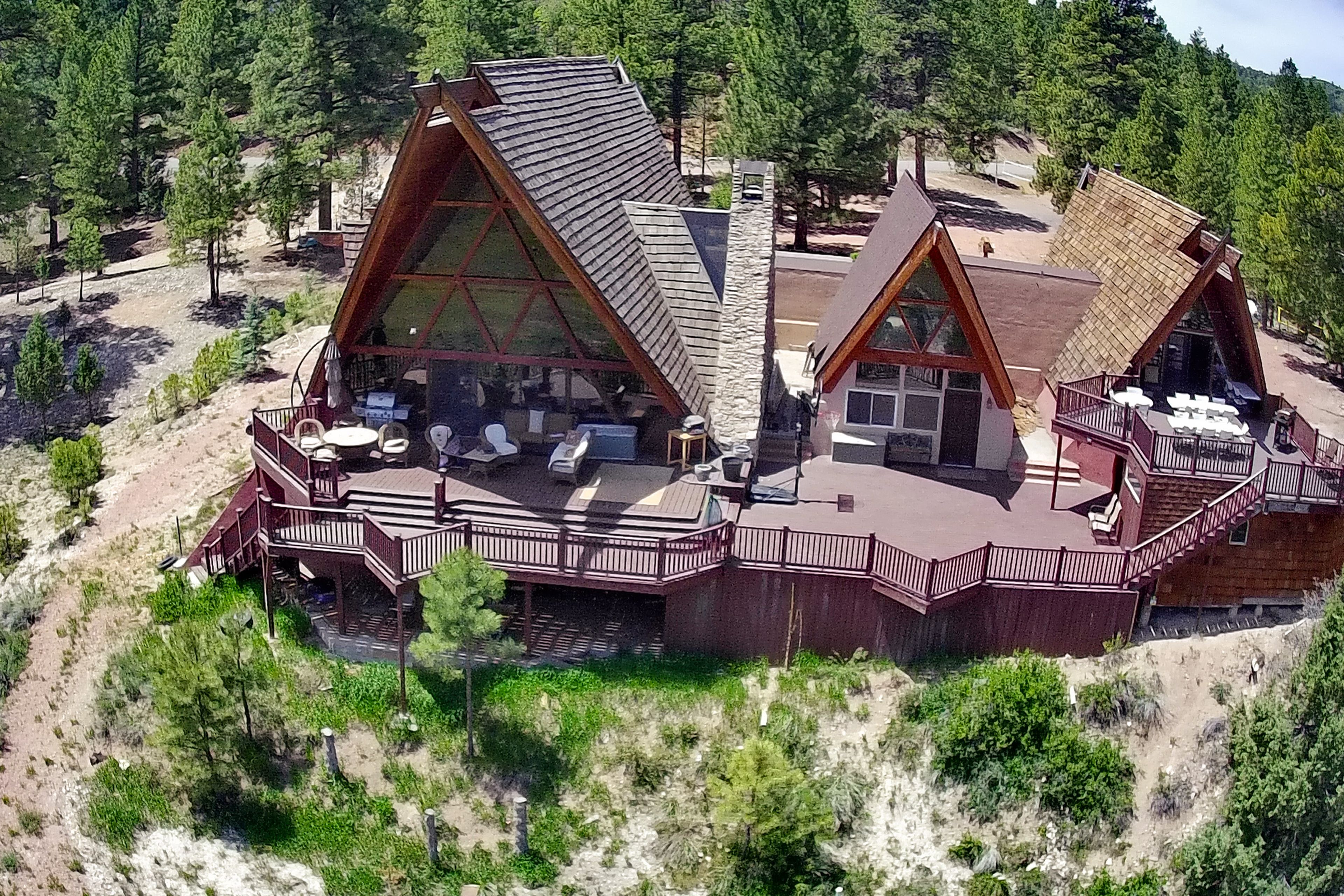 Long Valley Junction Vacation Rental | 5BR | 2.5BA | Stairs Required