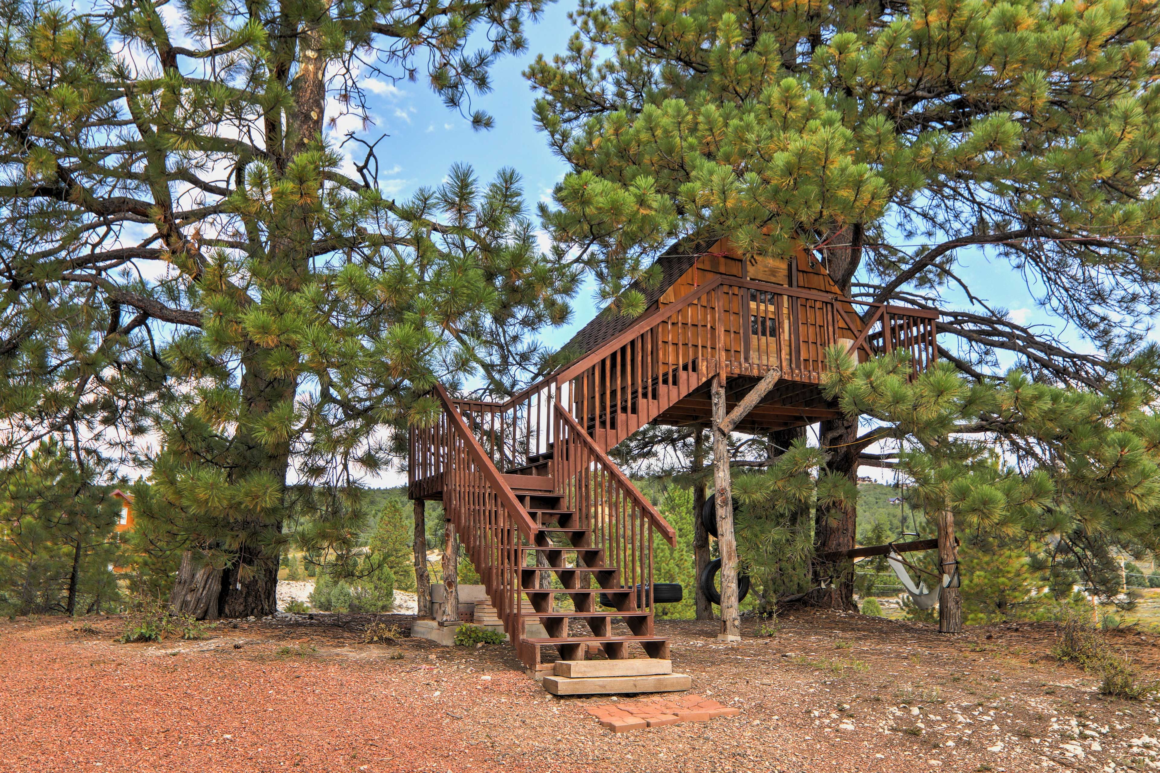 Bedroom 5 (Tree House) | Steps to Access