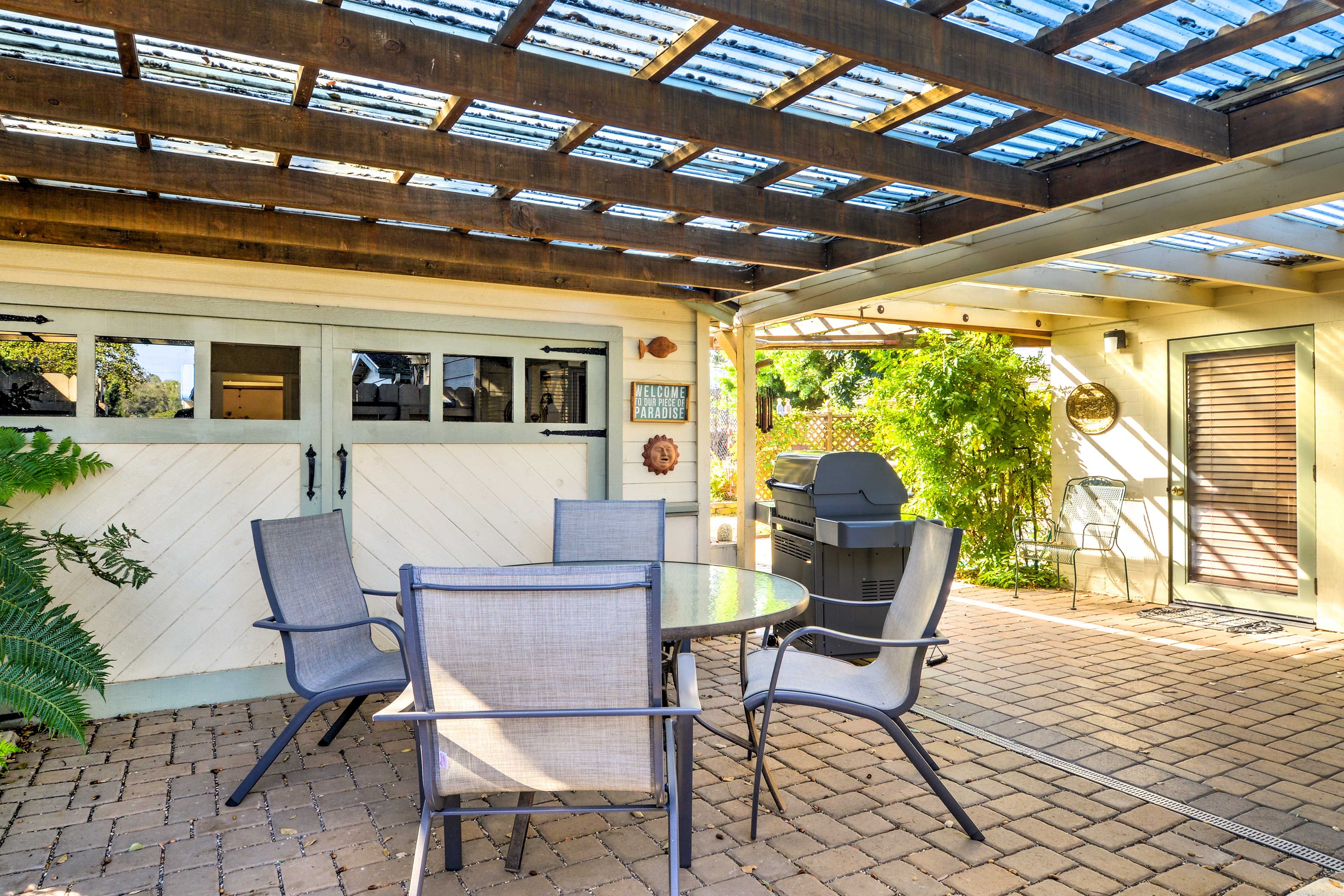 Private Patio | Grill
