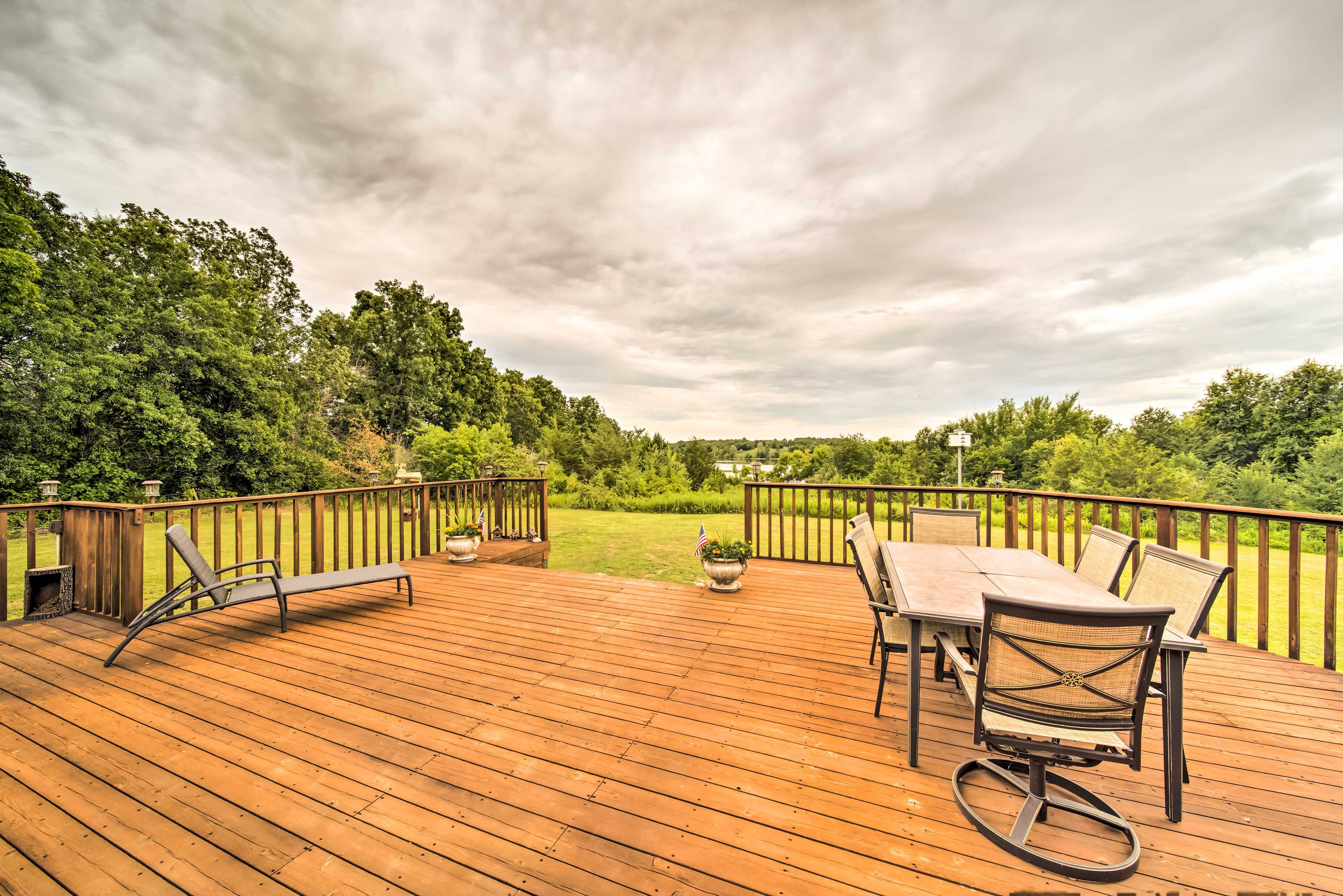 Shared Deck
