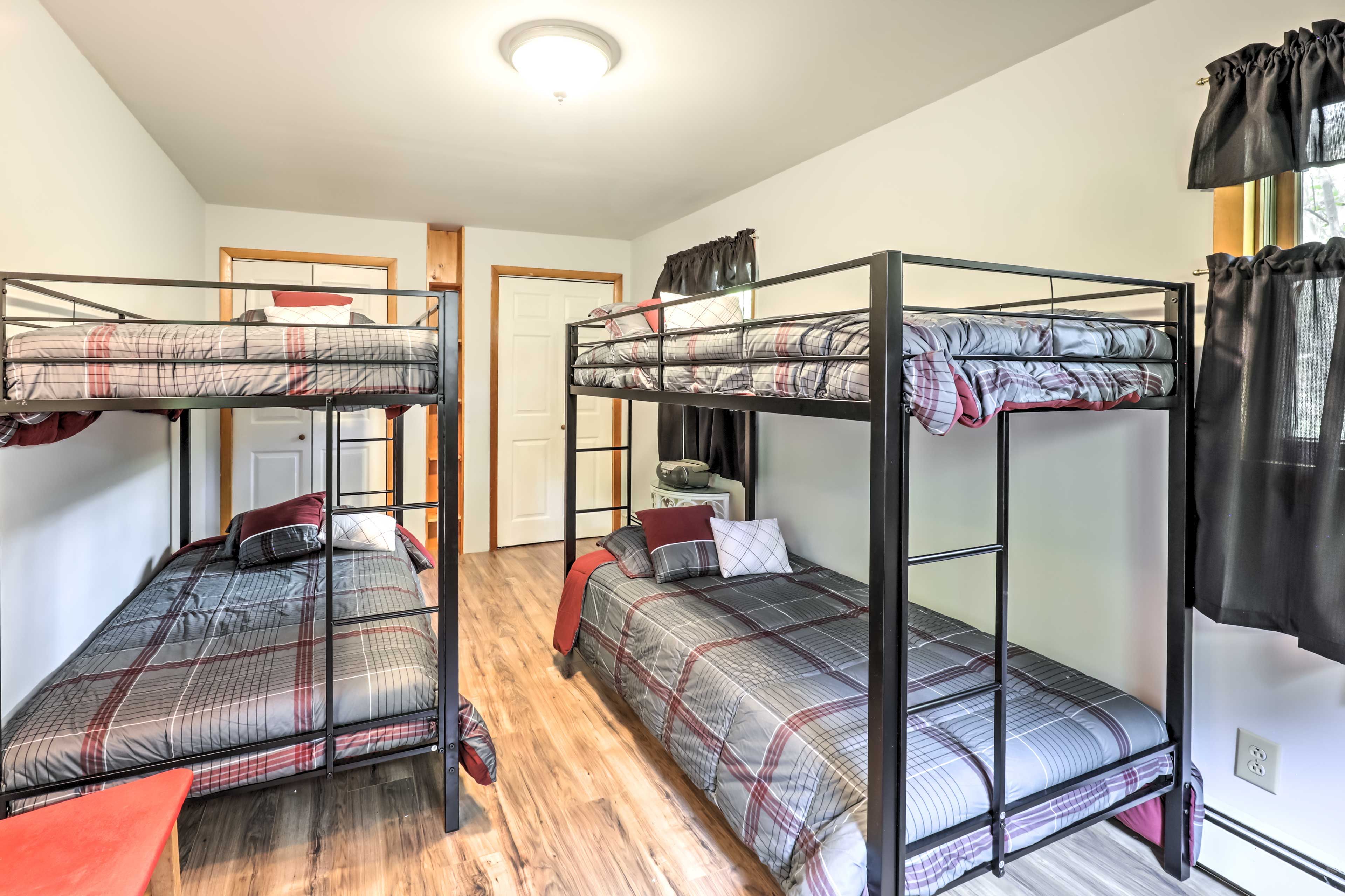 Bedroom 2 | 2 Twin Bunk Beds