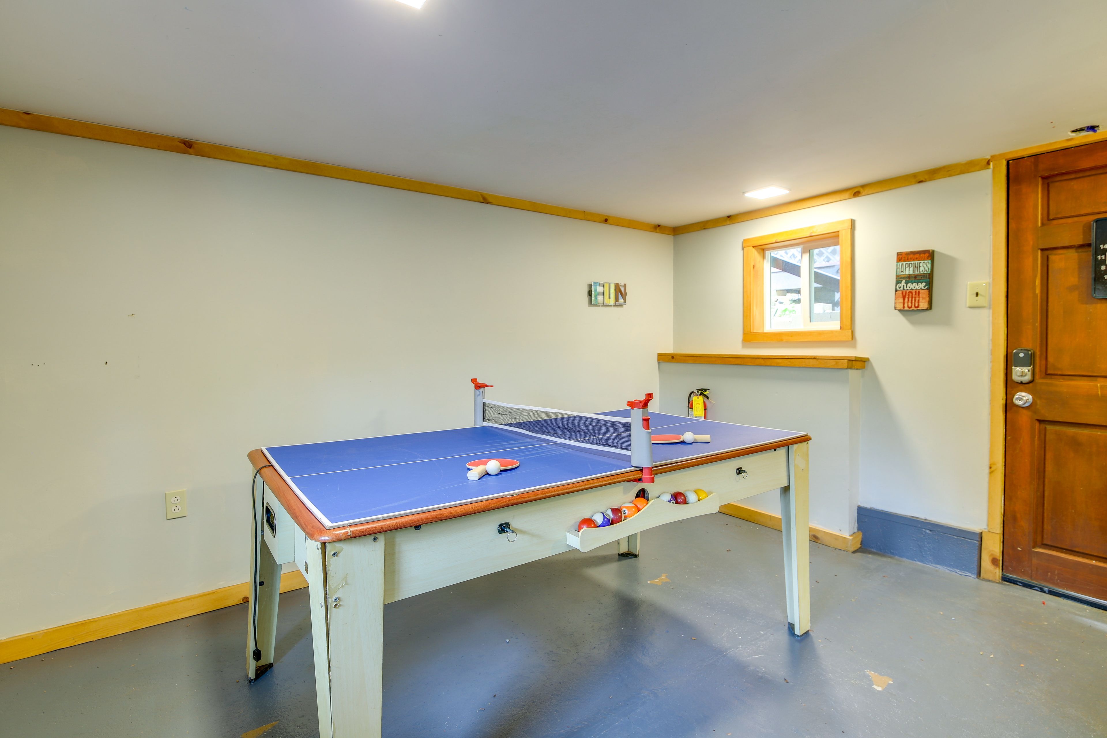 Game Room | Convertible Ping-Pong/Pool Table