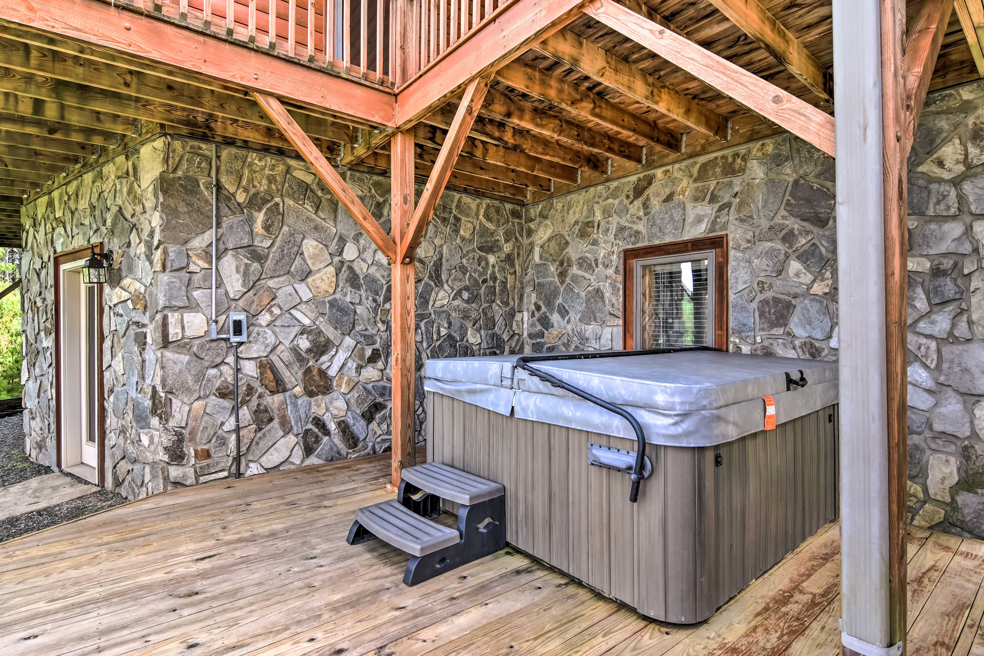 Private Hot Tub