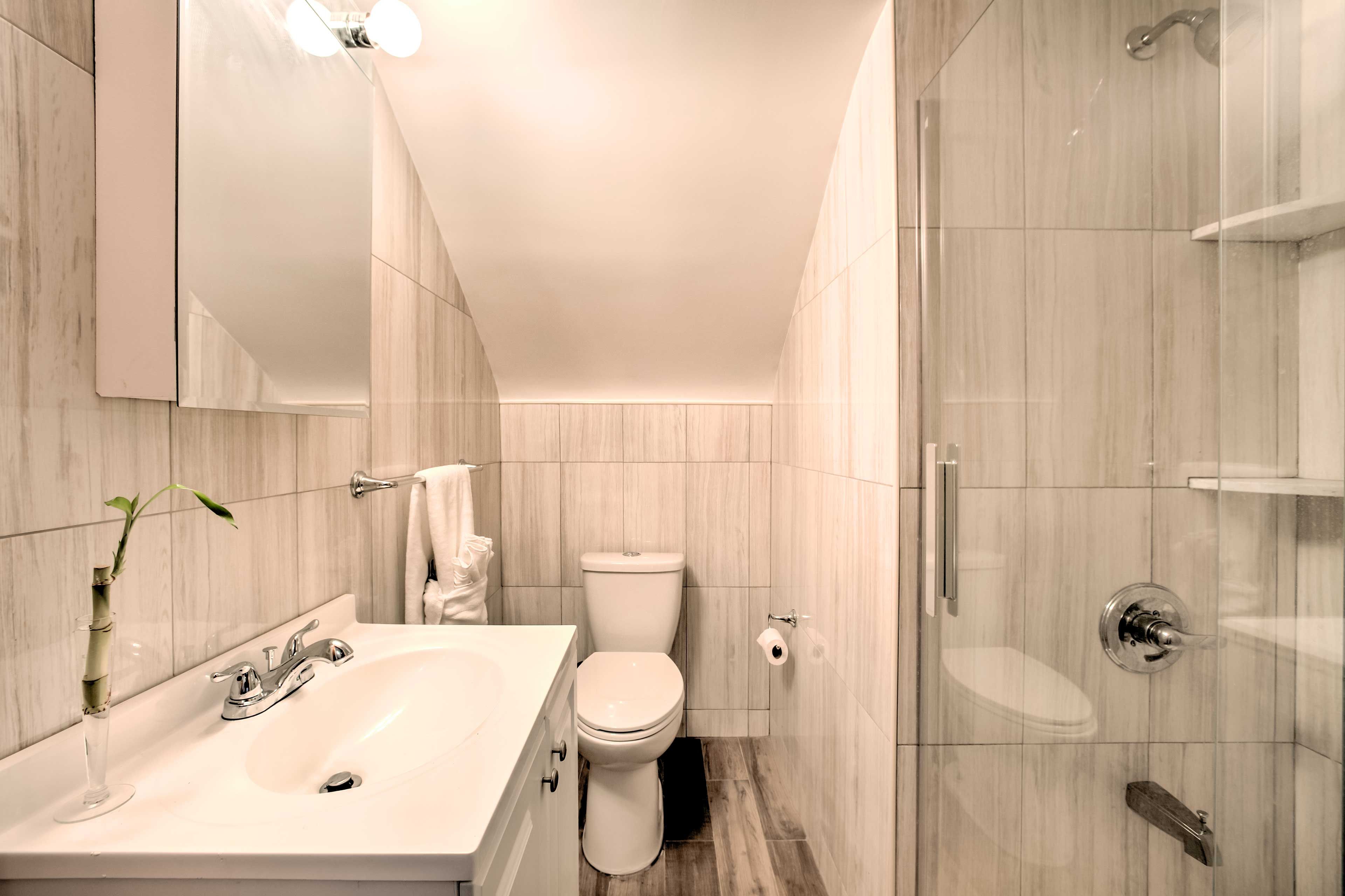 Full Bathroom