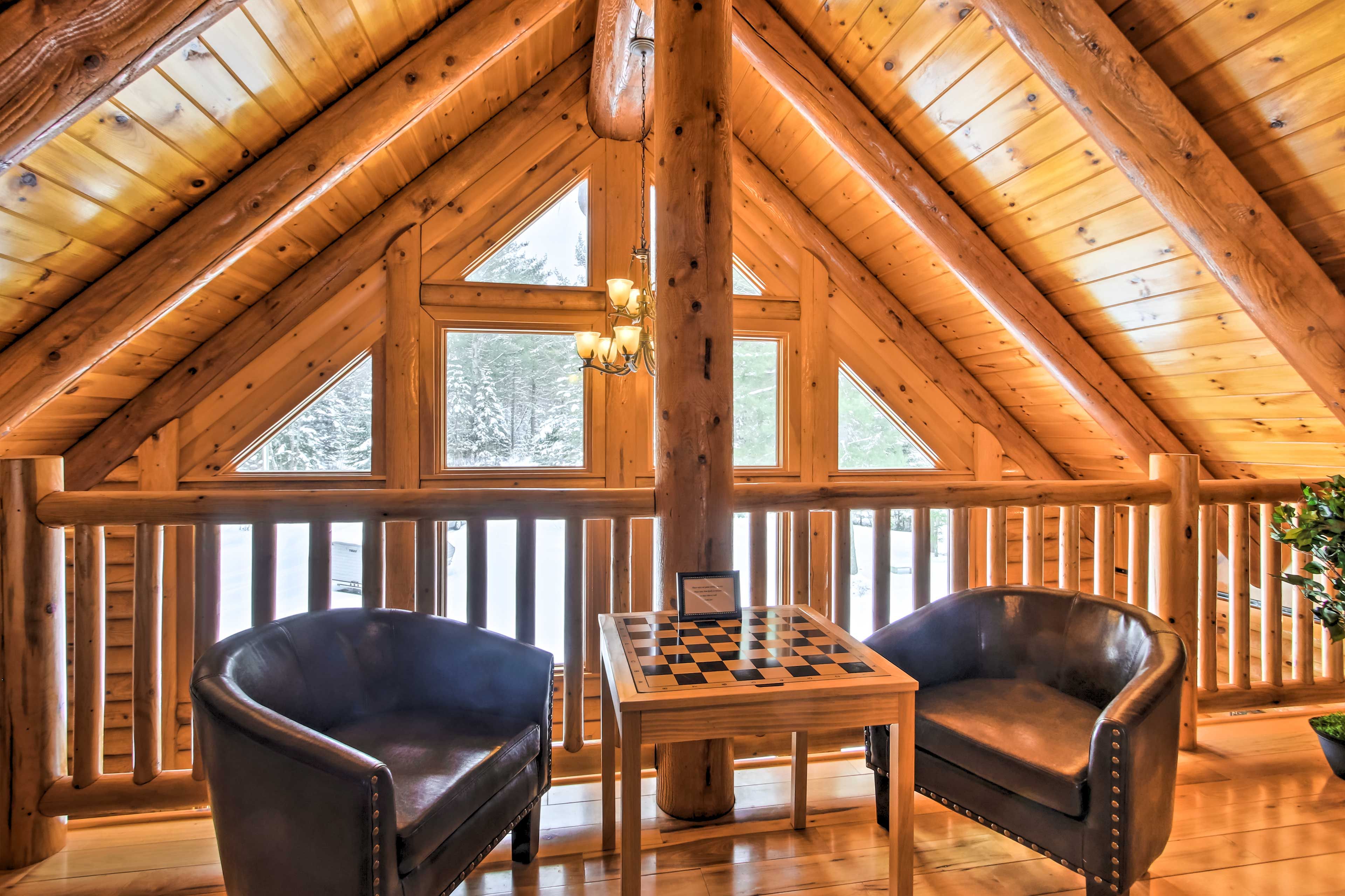 Loft | 2 Futons | Board Games