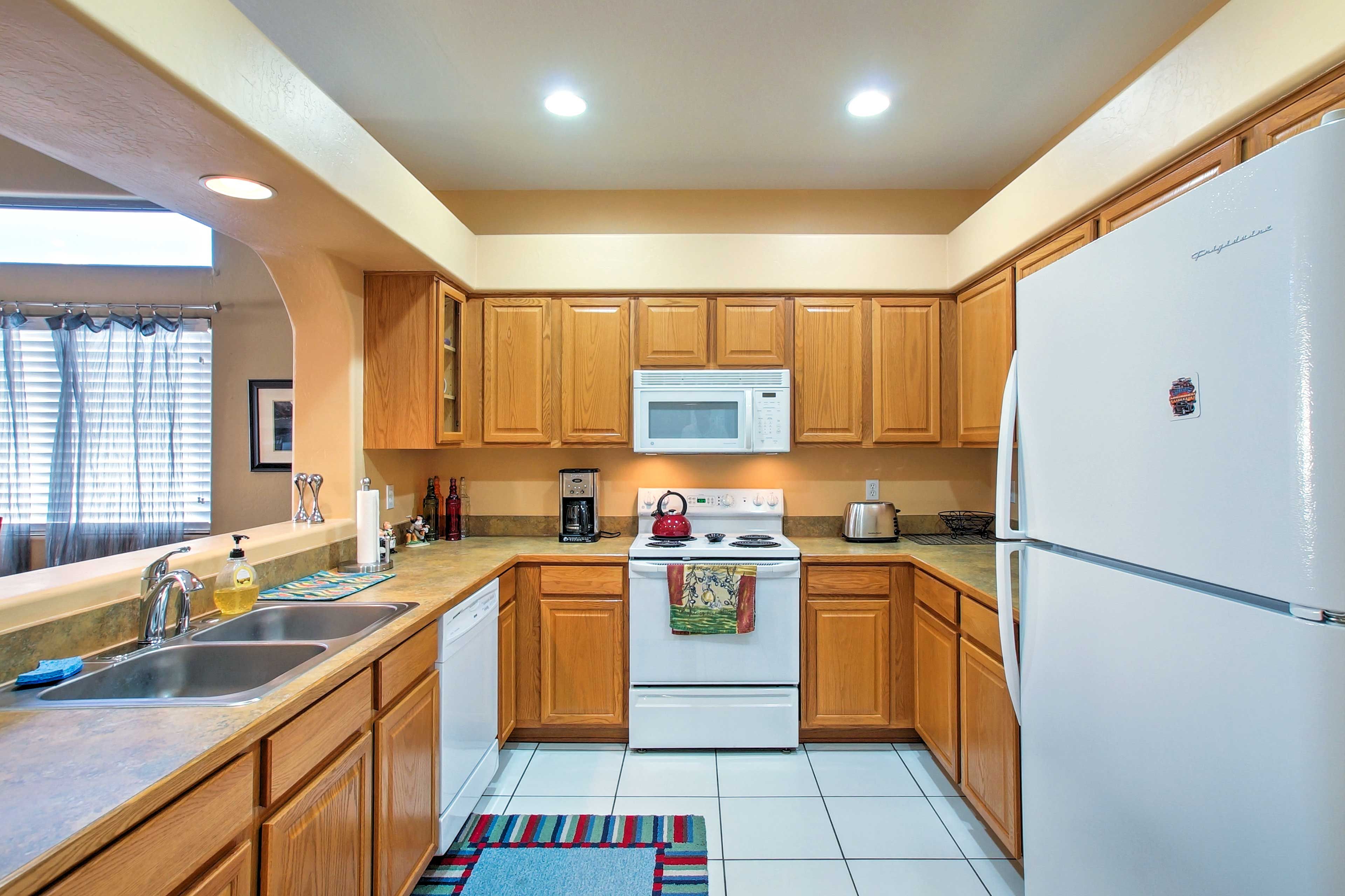 The kitchen is fully equipped for all of your cooking needs!