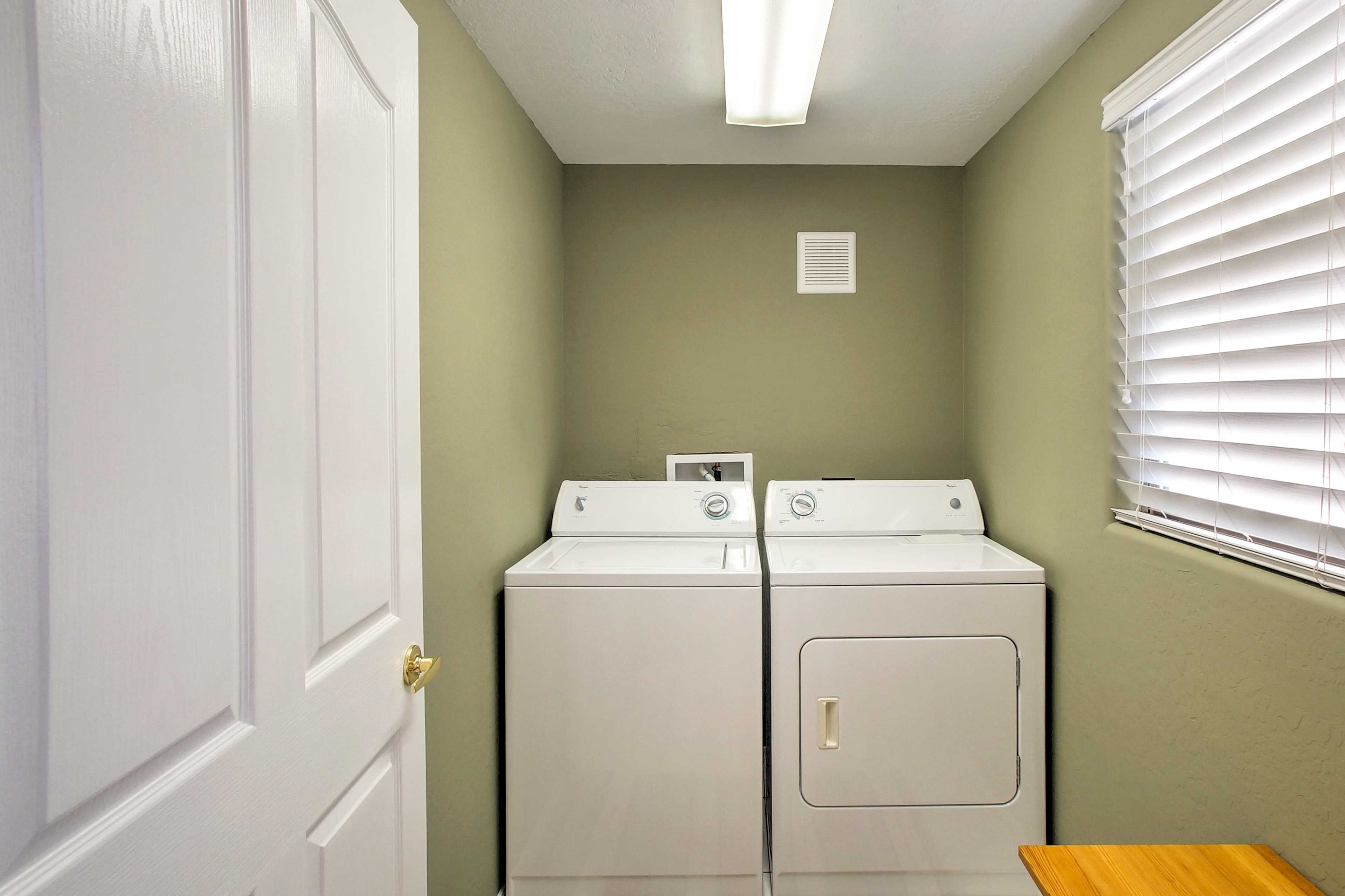 Keep your clothing fresh and clean with in-unit laundry machines!