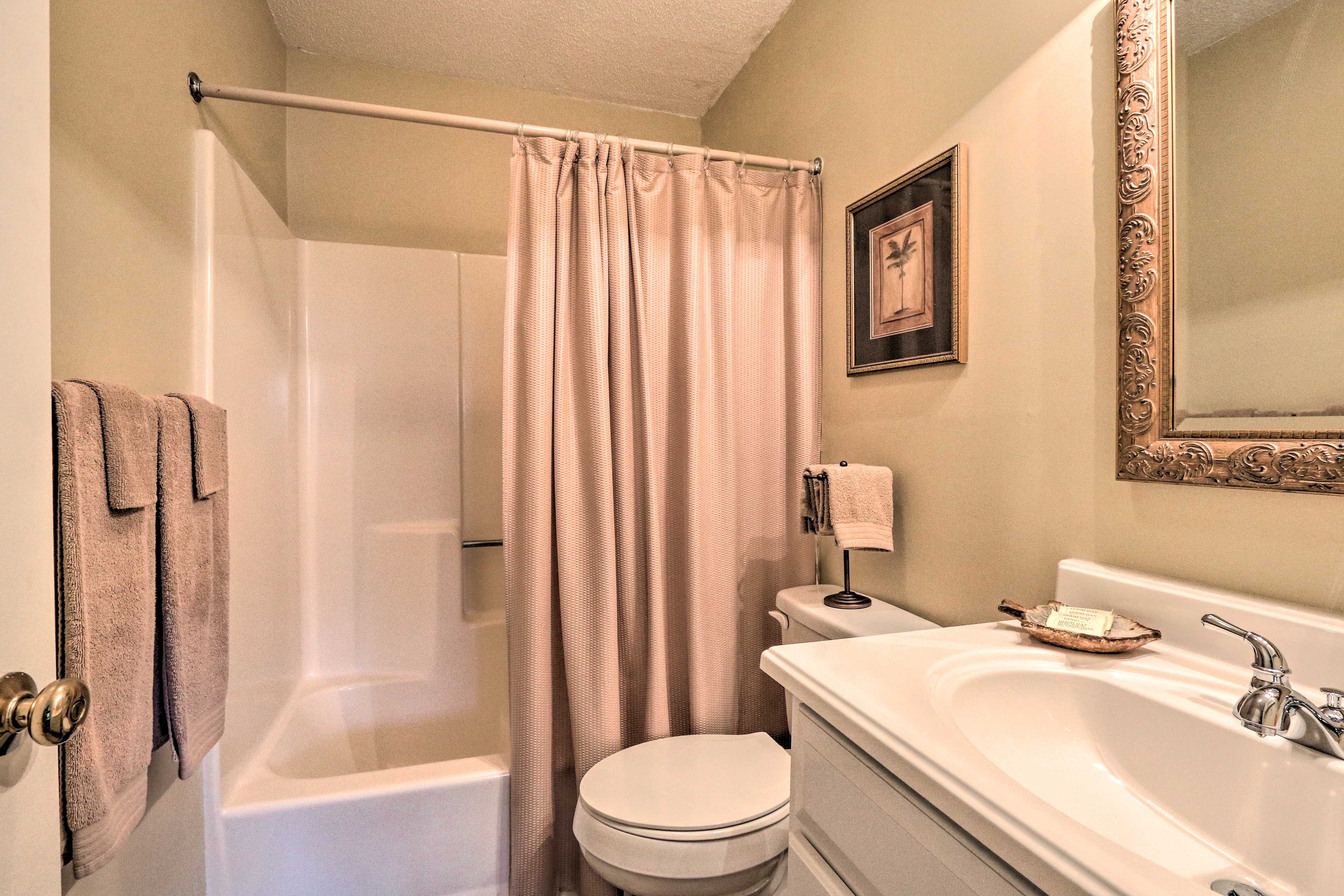 Full Bathroom