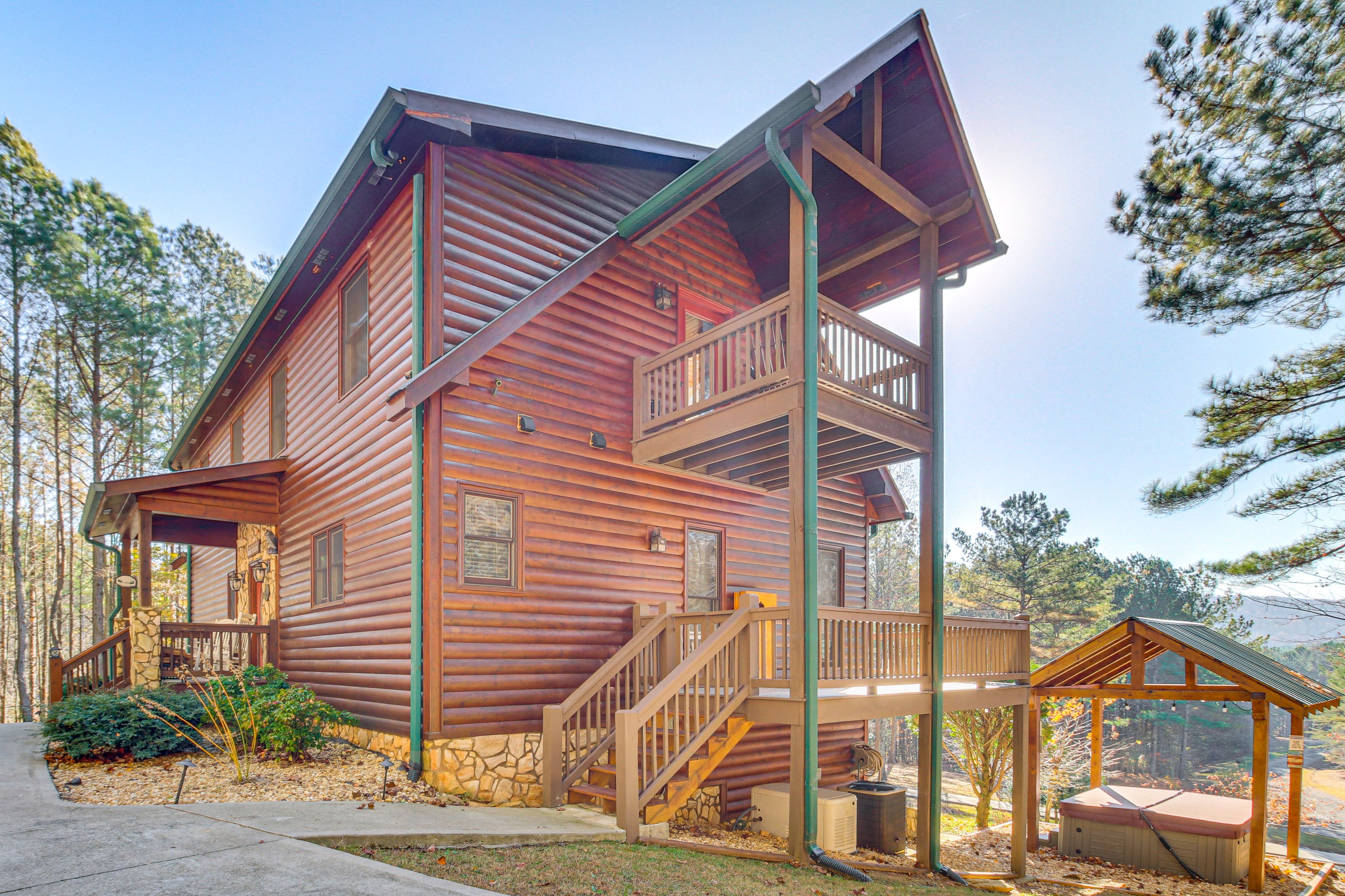 Yard Space | Private Hot Tub | Outdoor Dining Area