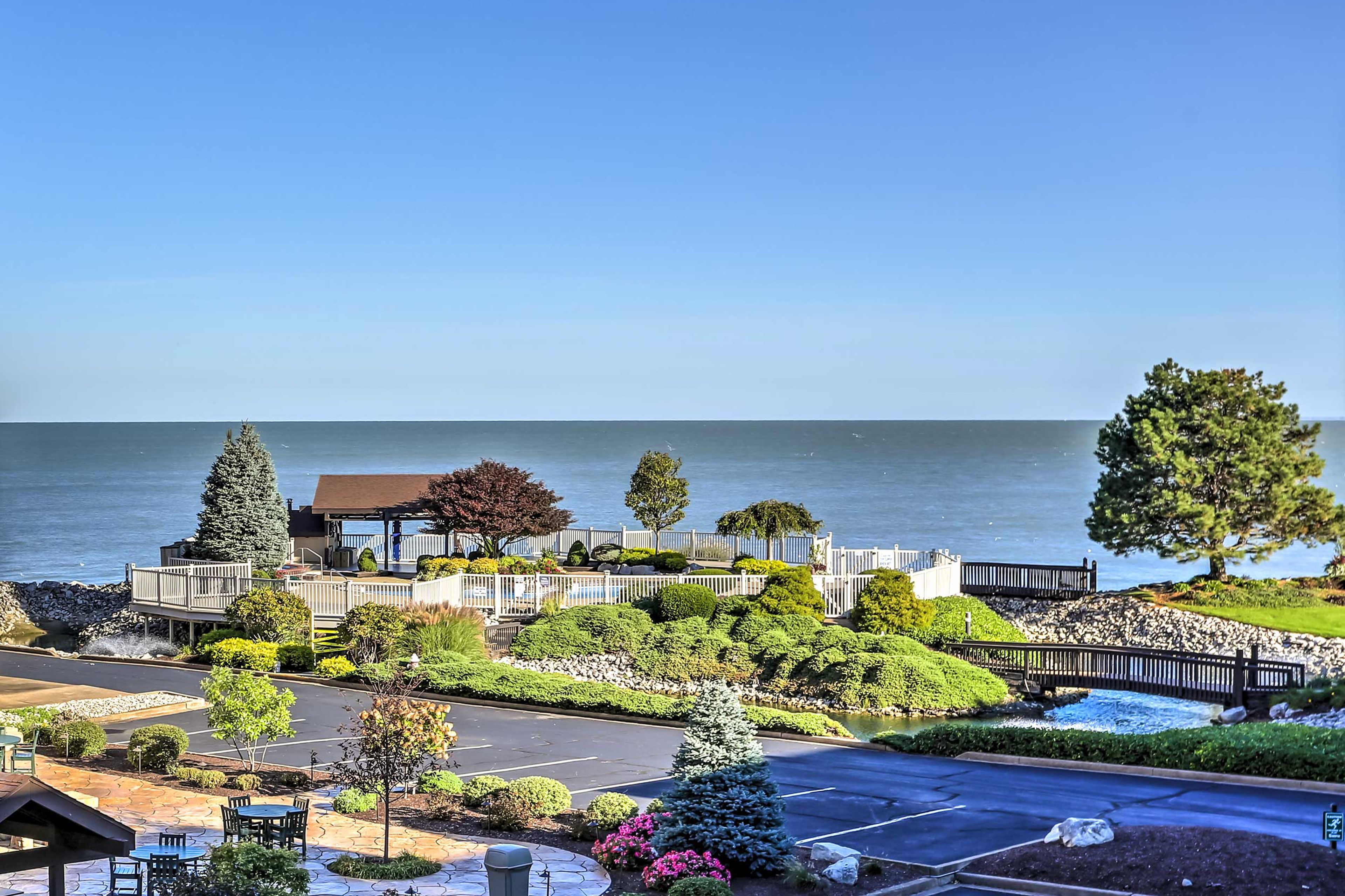 Port Clinton Vacation Rental | 1BR | 1BA | 700 Sq Ft | Stairs Required