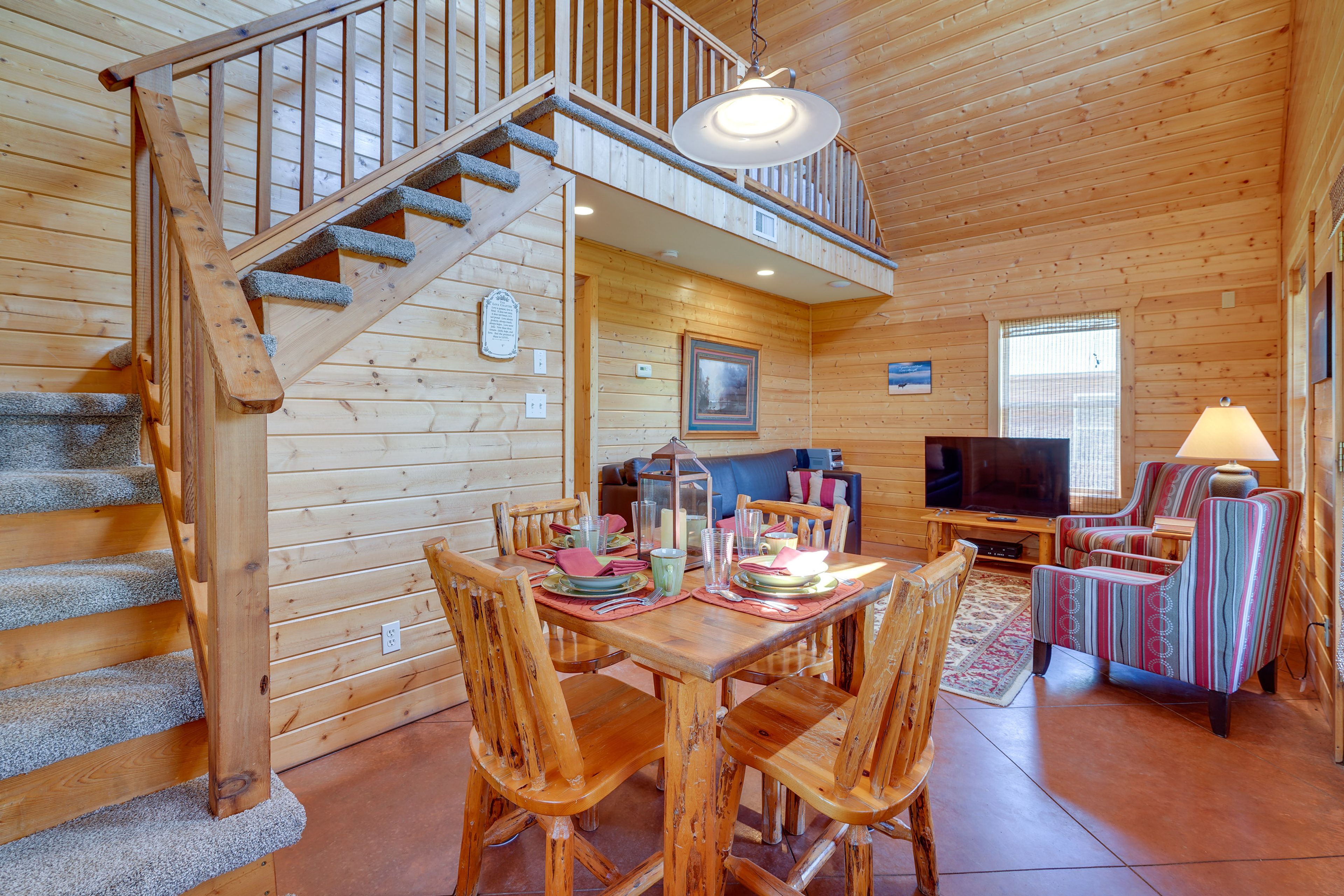 Dining Space | Dishware/Flatware