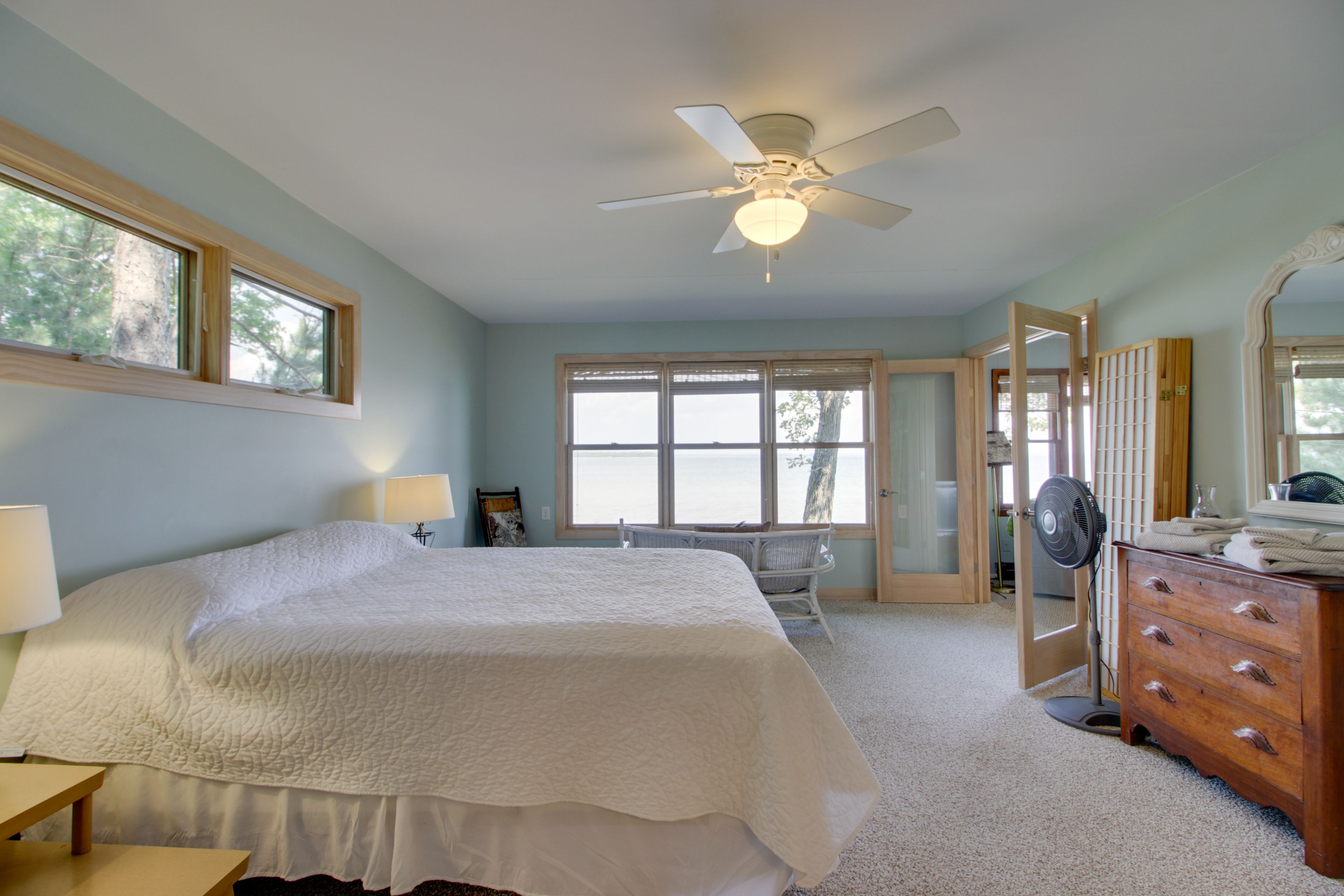 Bedroom 1 | Full Bed