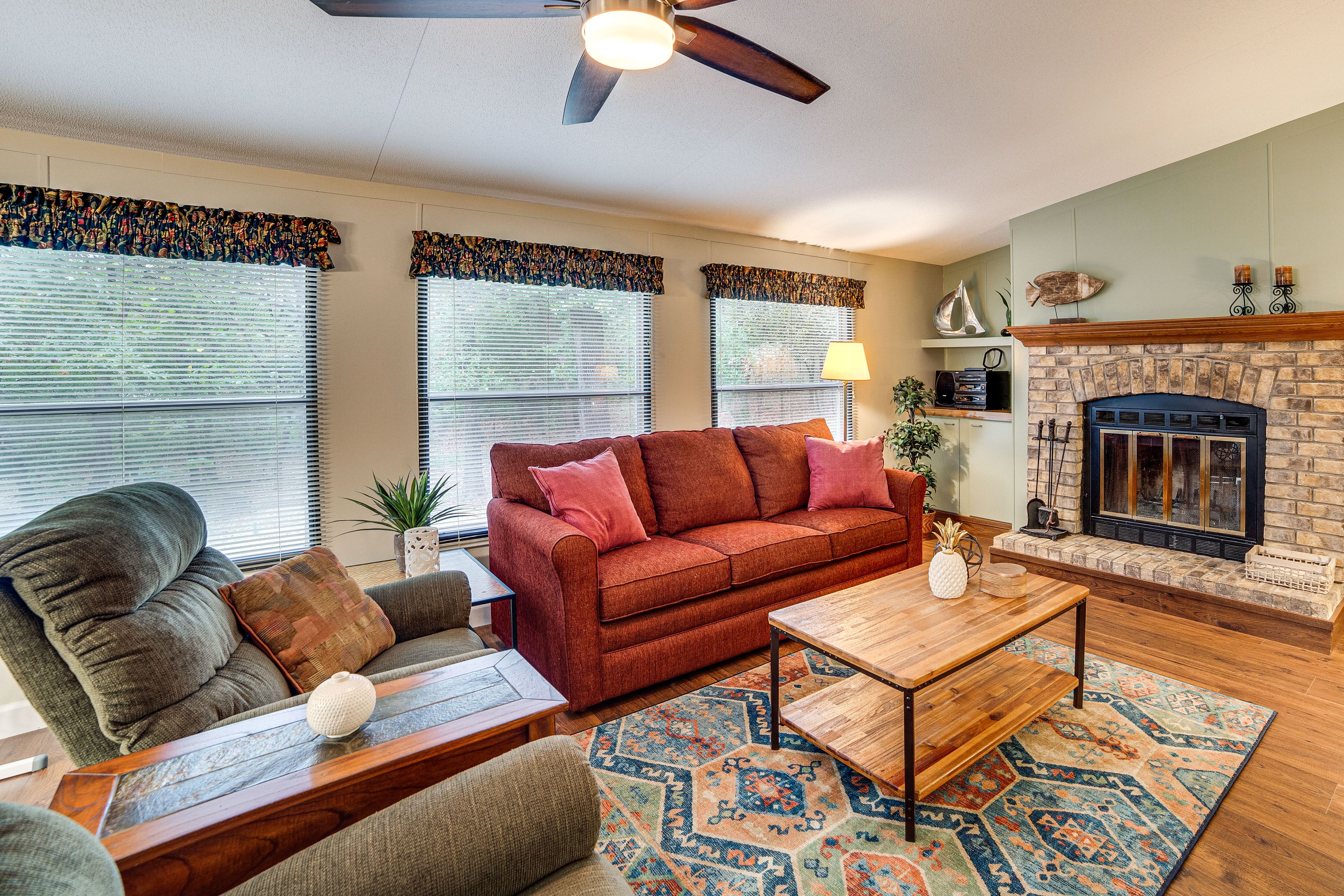 Living Room | Central A/C & Heating | Flat-Screen TV w/ Cable | Fireplace