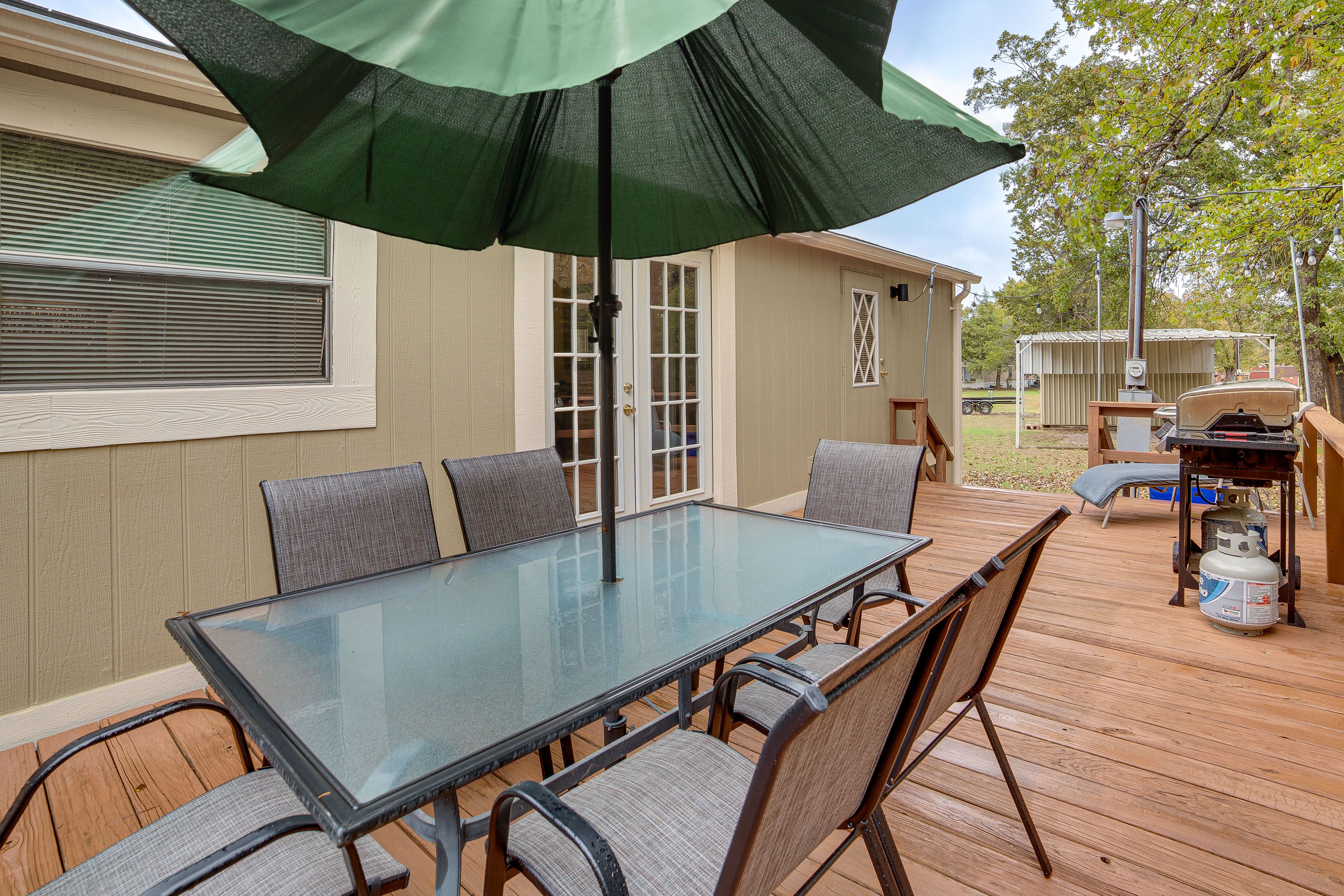 Private Deck | Gas Grill