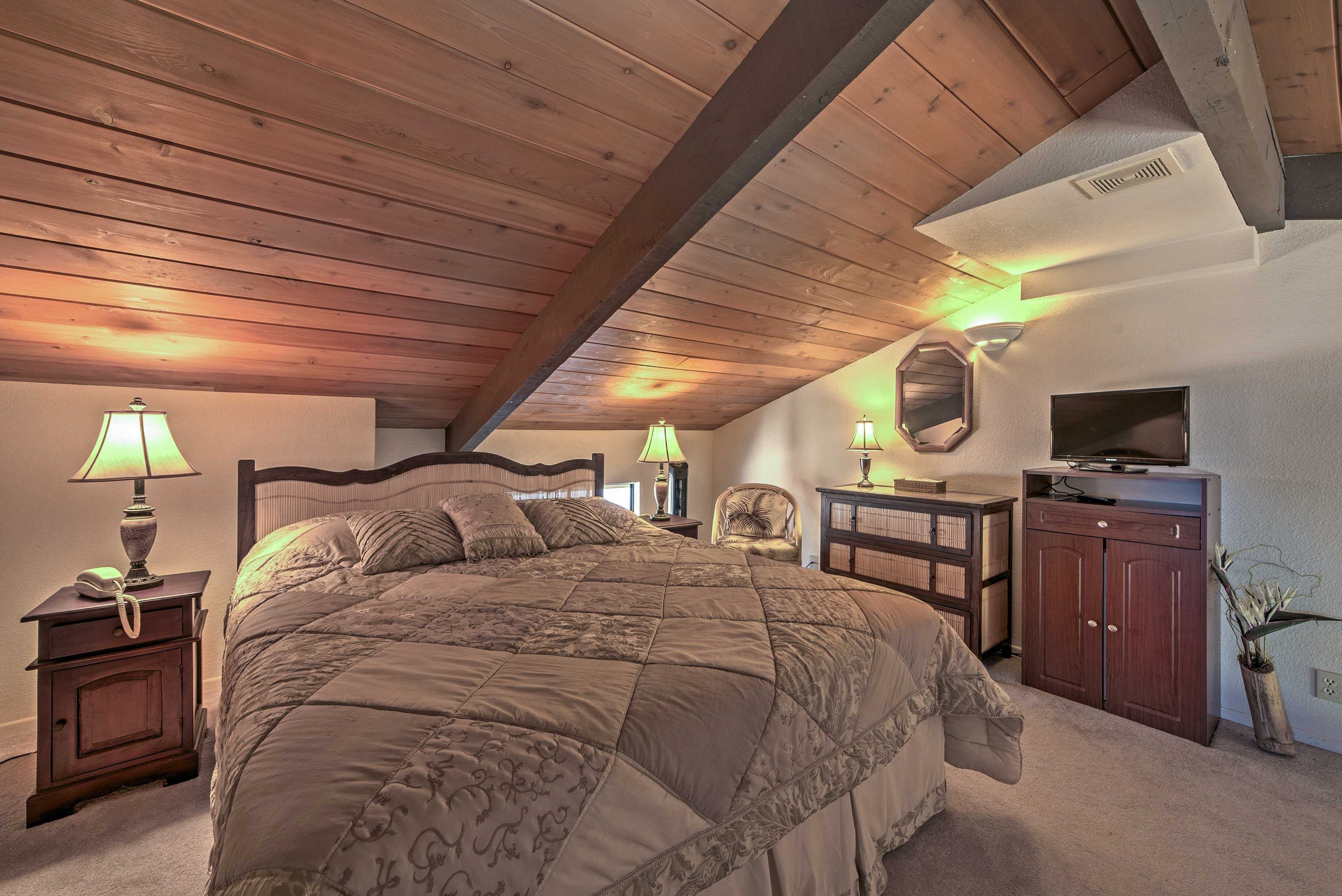 Bedroom 2 | California King Bed