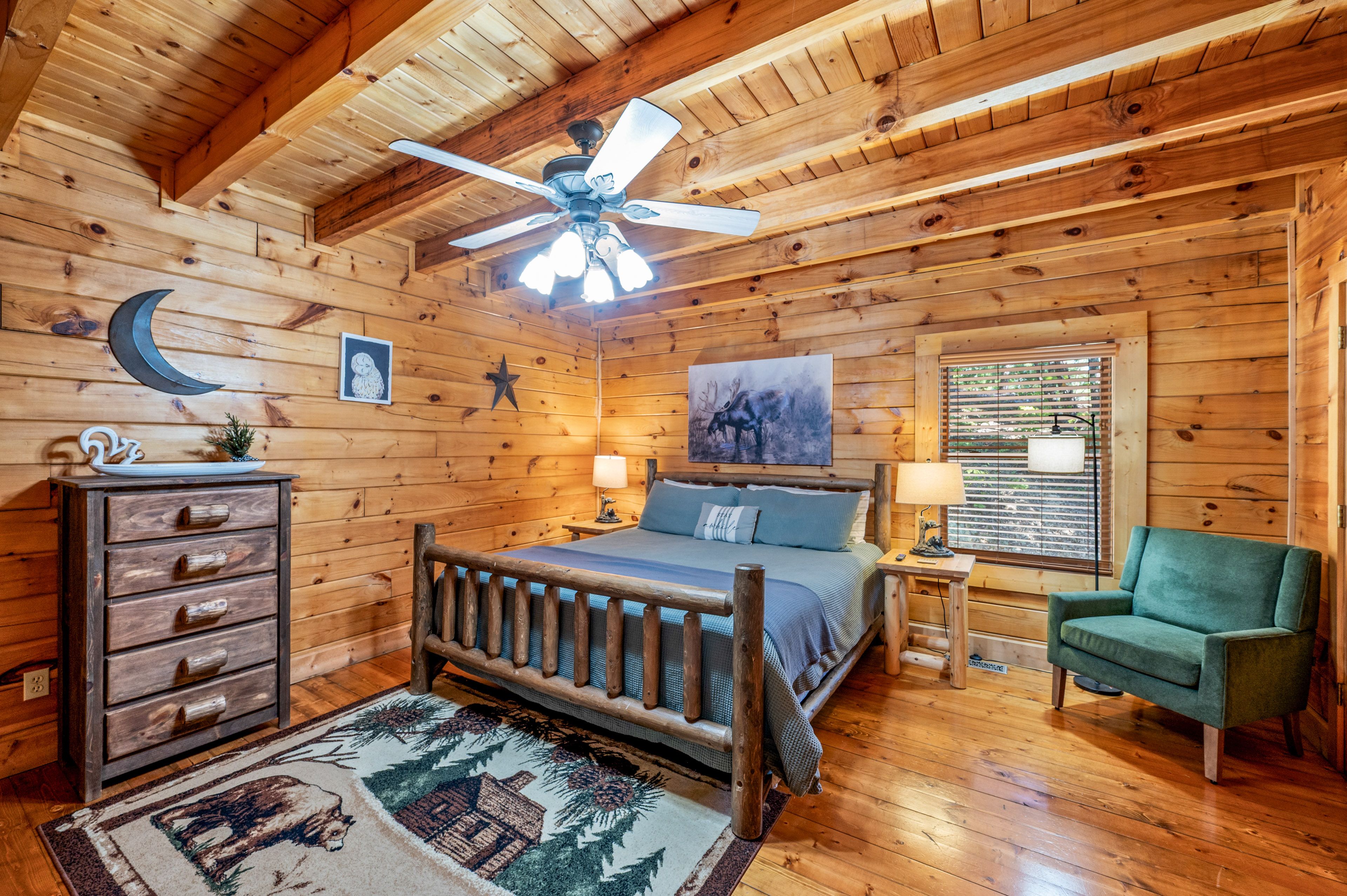Bedroom 2 | King Bed