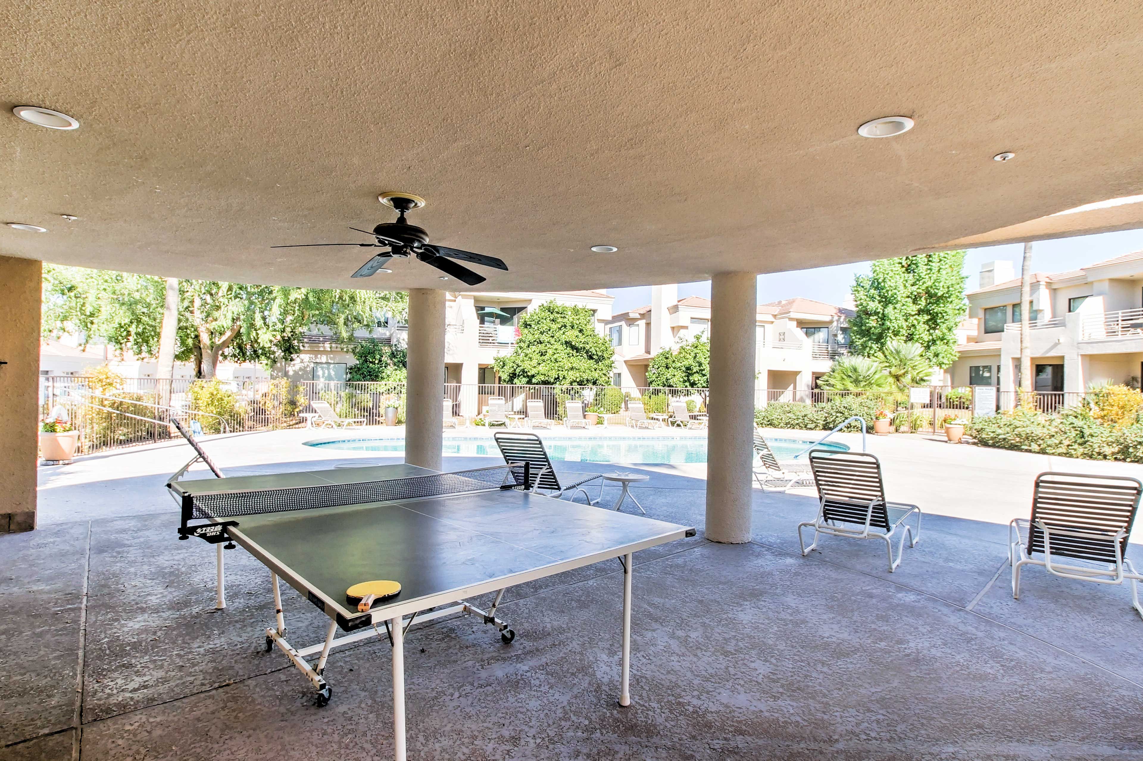 Community Area | Ping Pong | Lounge Chairs