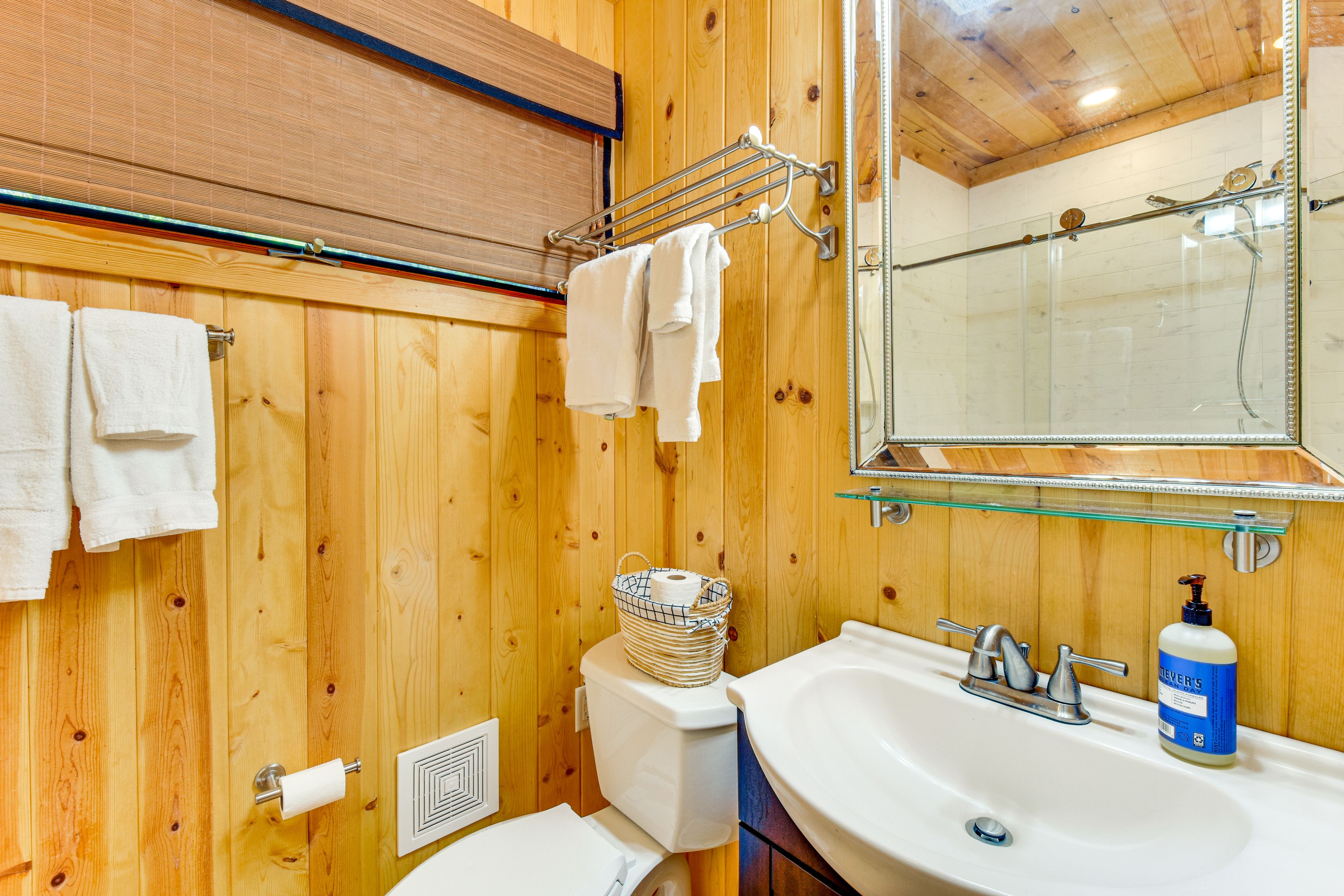 En-Suite Bathroom