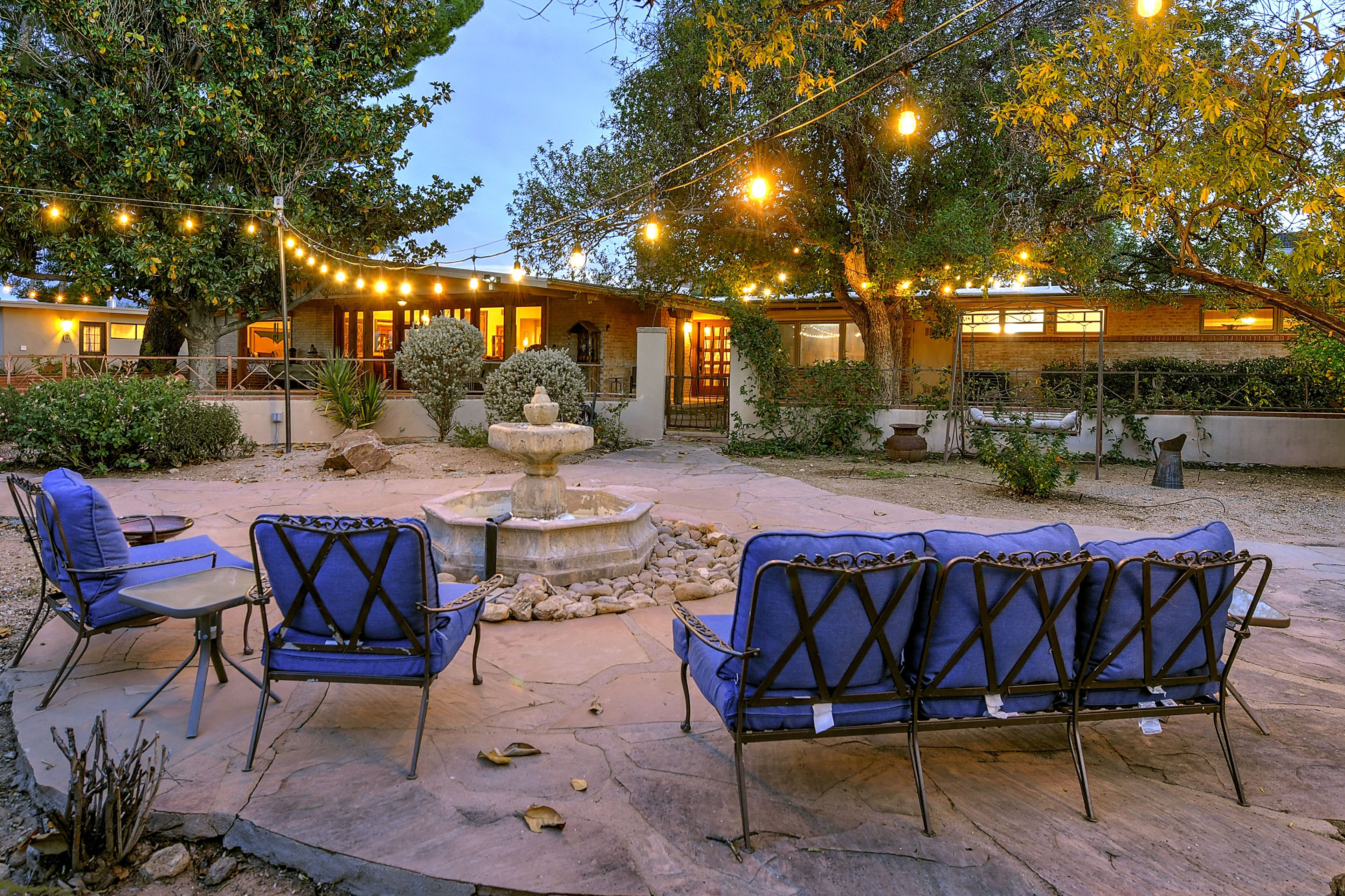 Private Courtyard