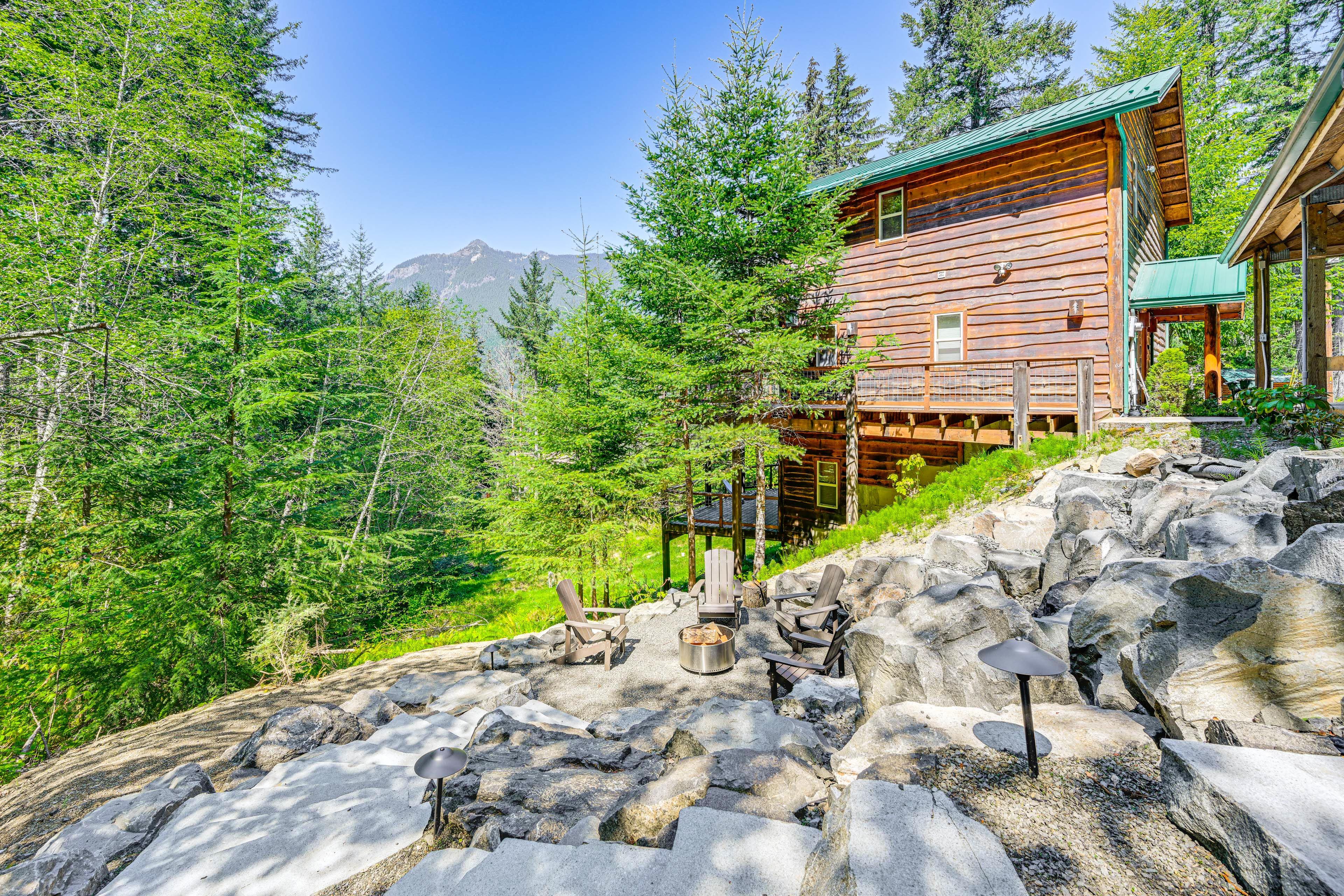 Exterior | Fire Pit