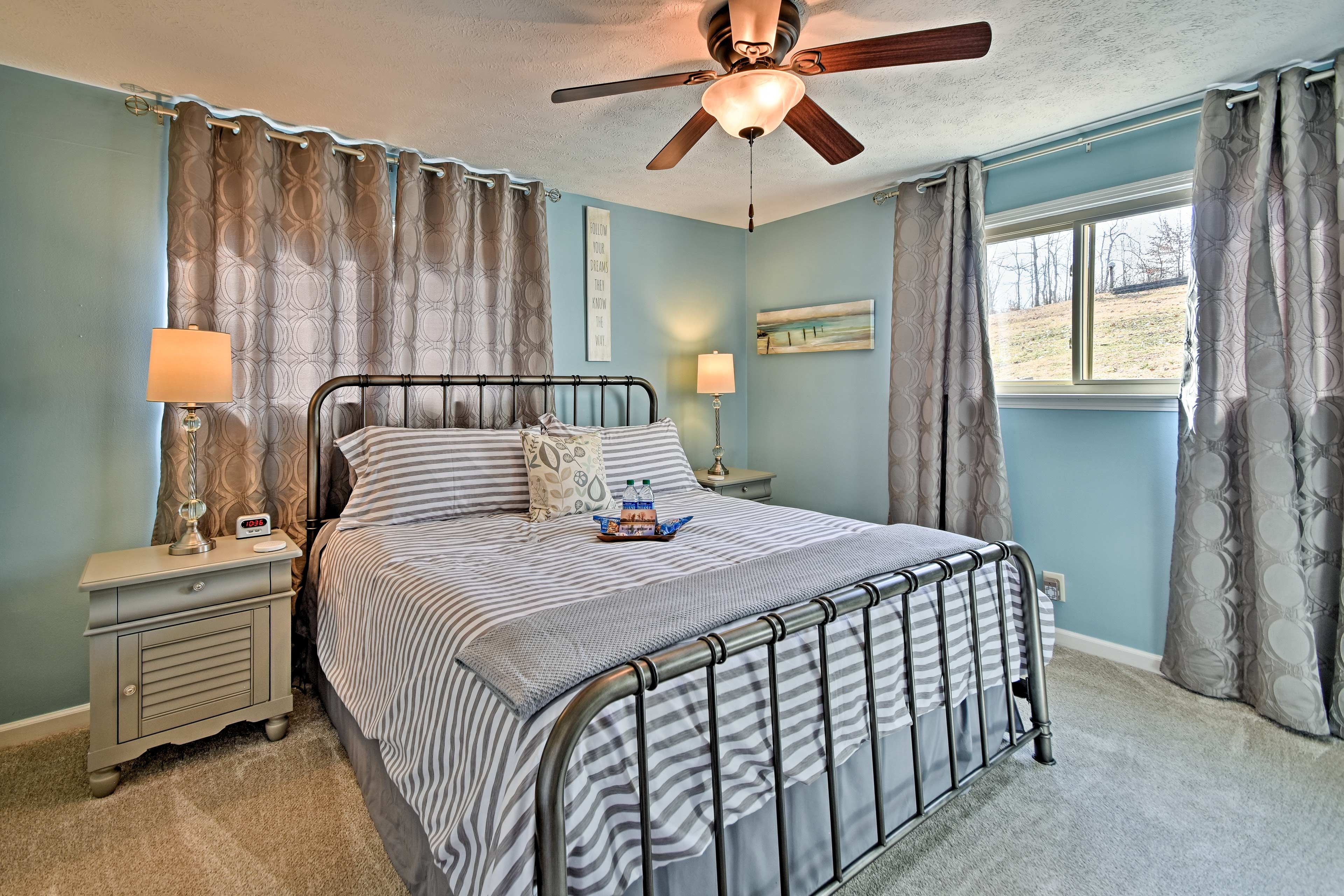 Bedroom 3 | King Bed