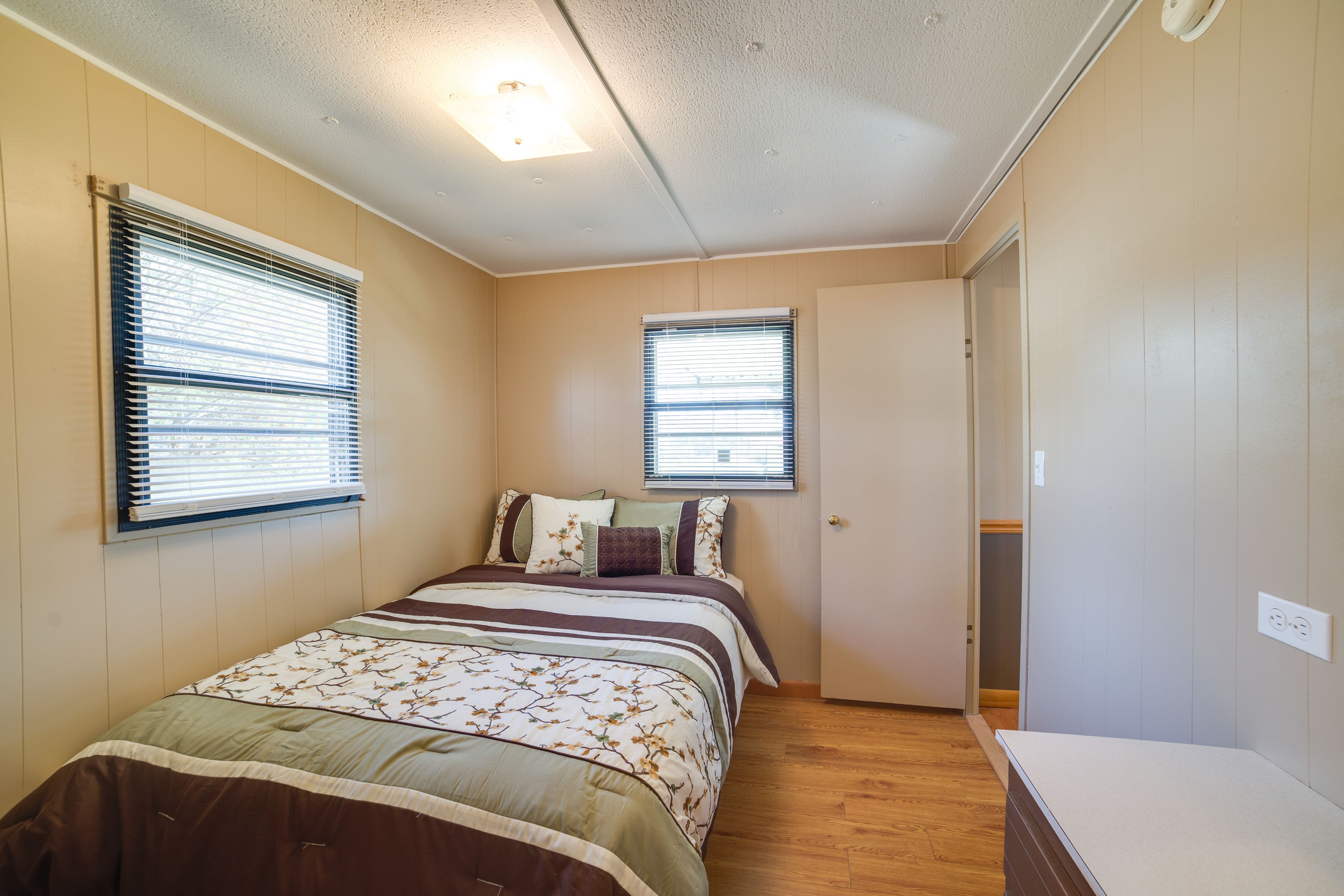 Bedroom 2 | Queen Bed | Half Bath