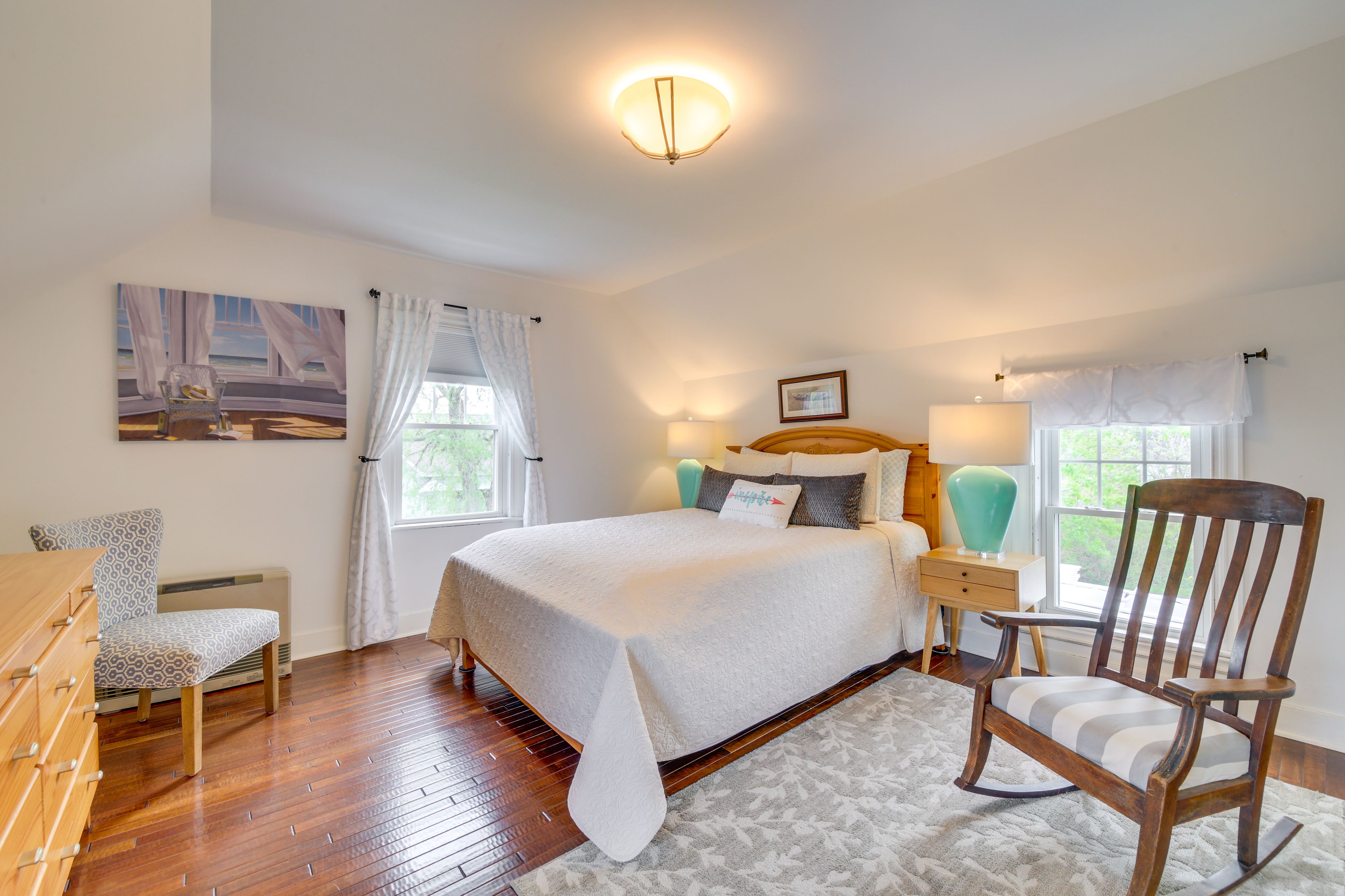Bedroom 1 | Queen Bed | Linens Provided